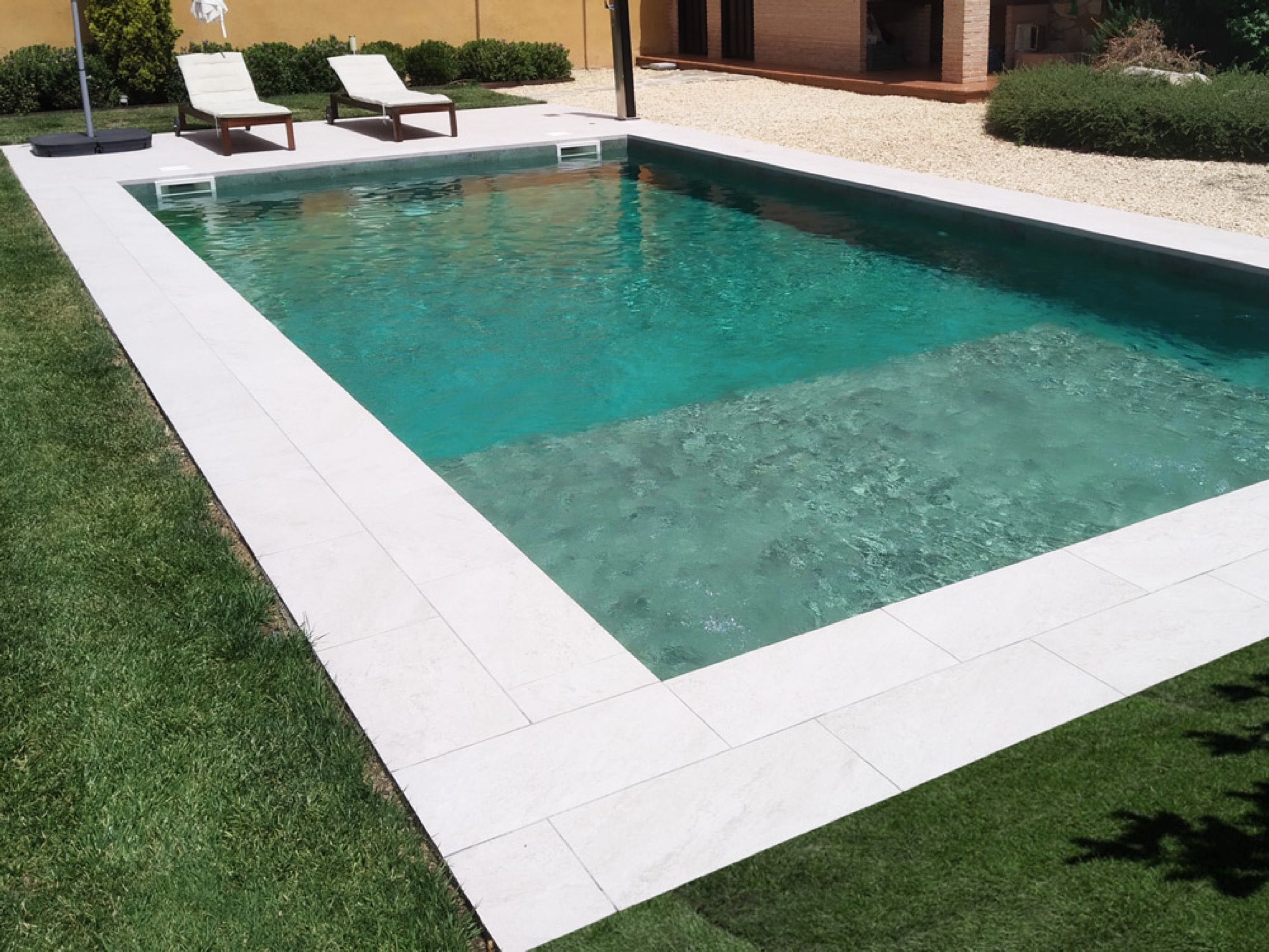 Flooring in Private Pools Projects