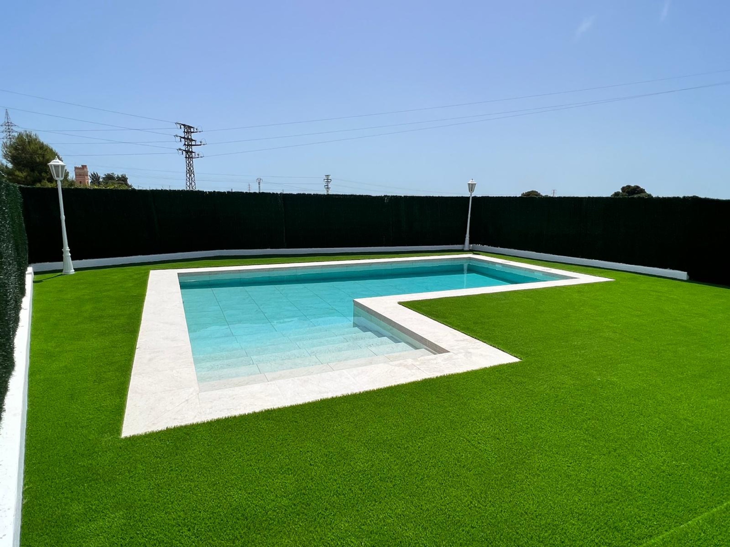 Flooring in Private Pools Projects