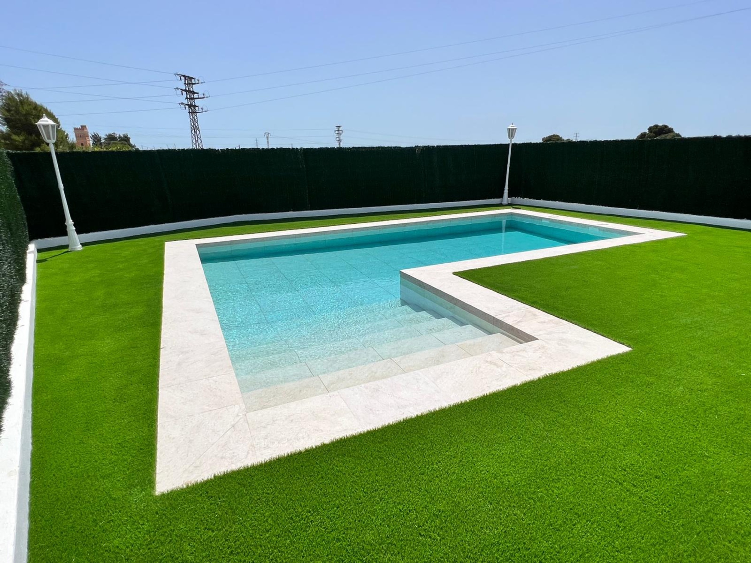 Flooring in Private Pools Projects