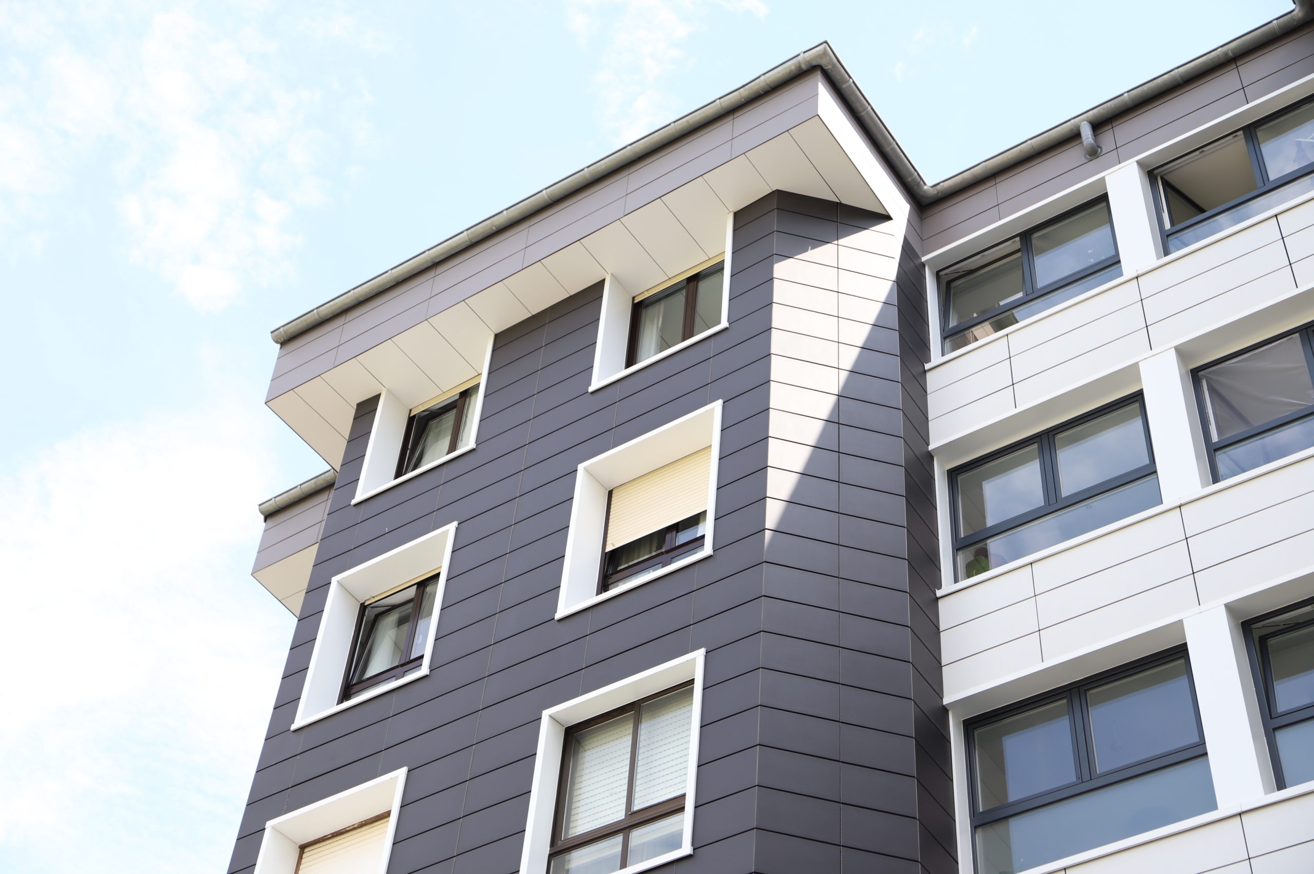 Ventilated Facade in Ramon Iribarren II Refurbishment