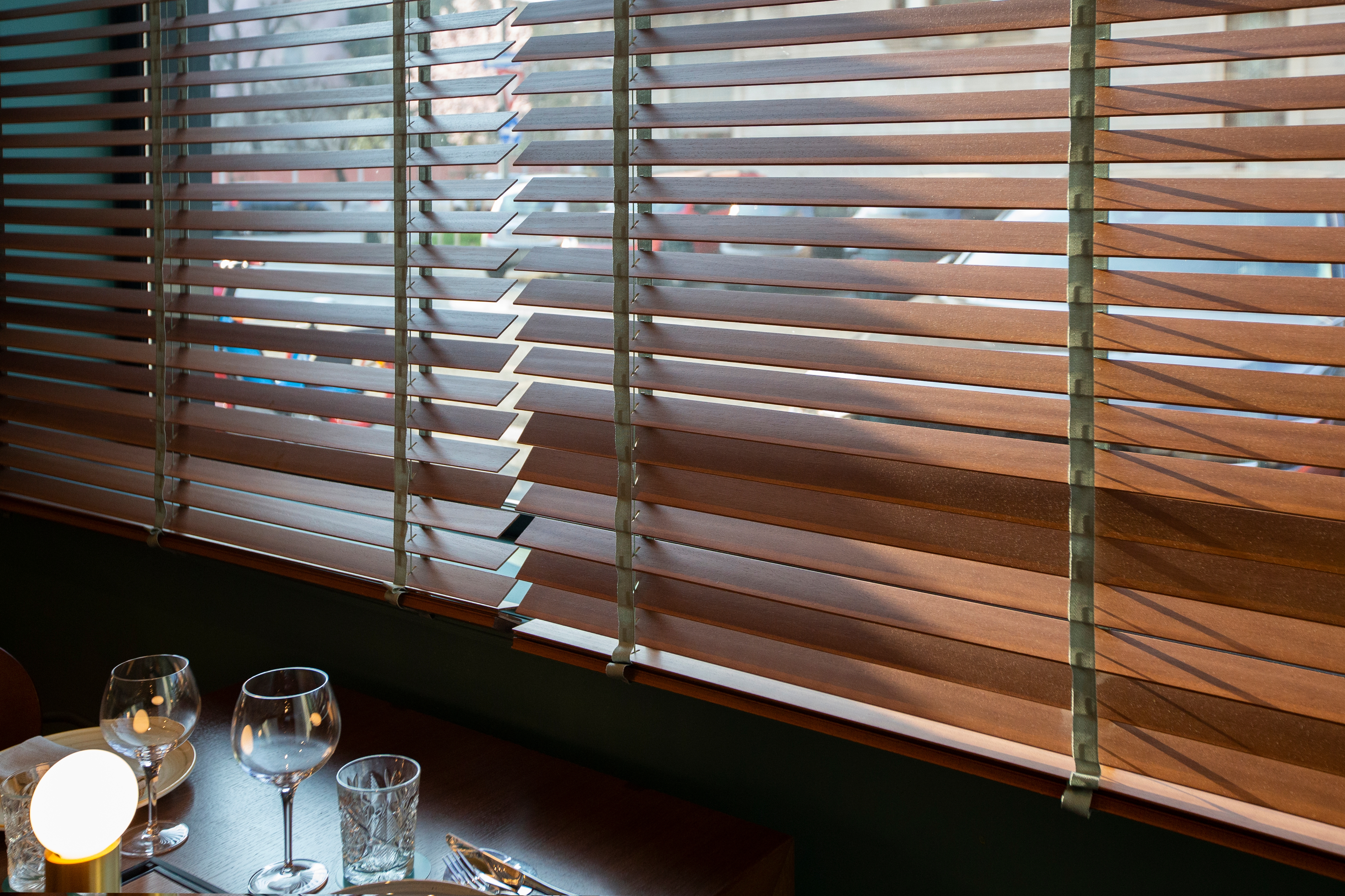 Wooden Venetian Blinds in Meliá Milano Hotel