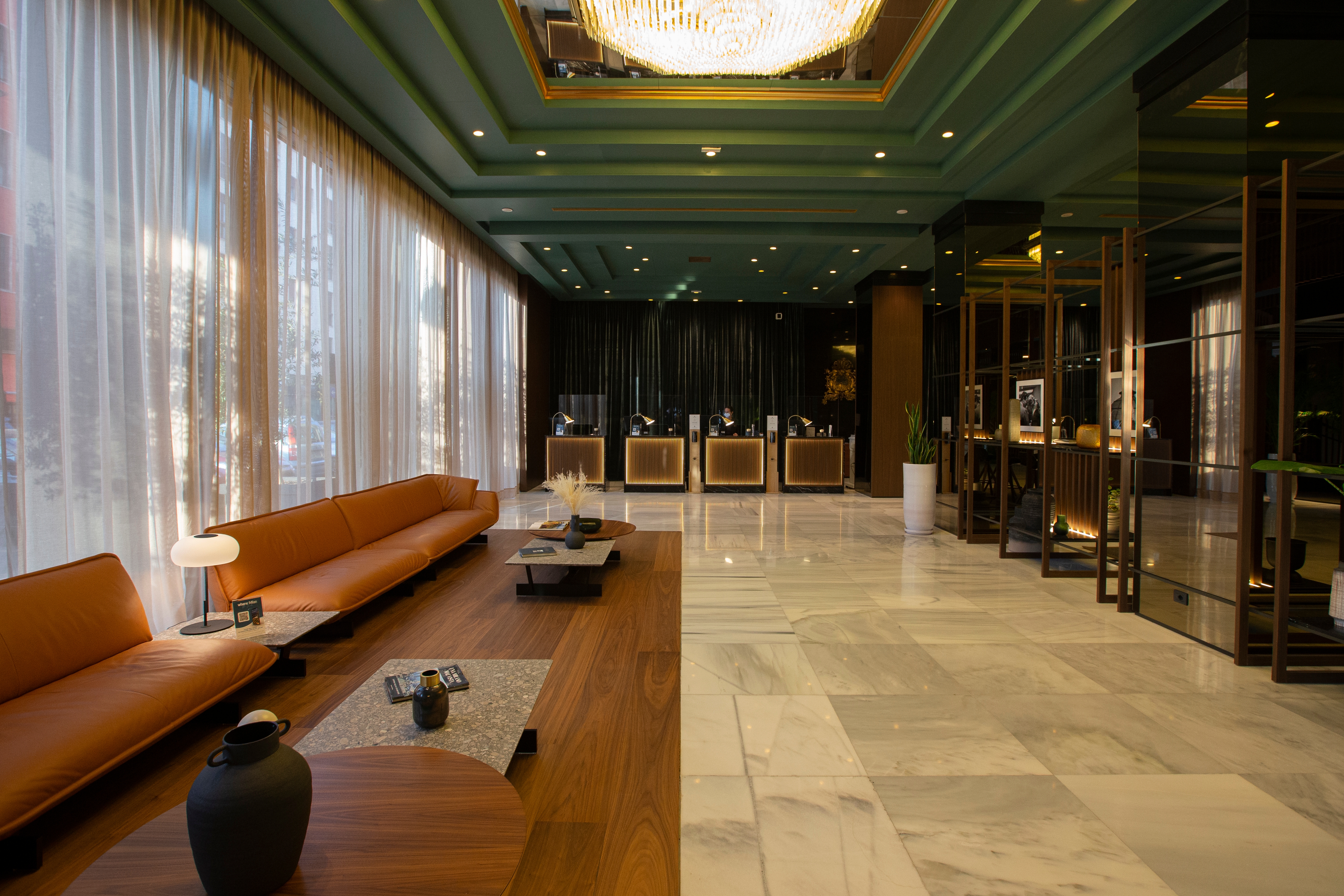 Wooden Venetian Blinds in Meliá Milano Hotel