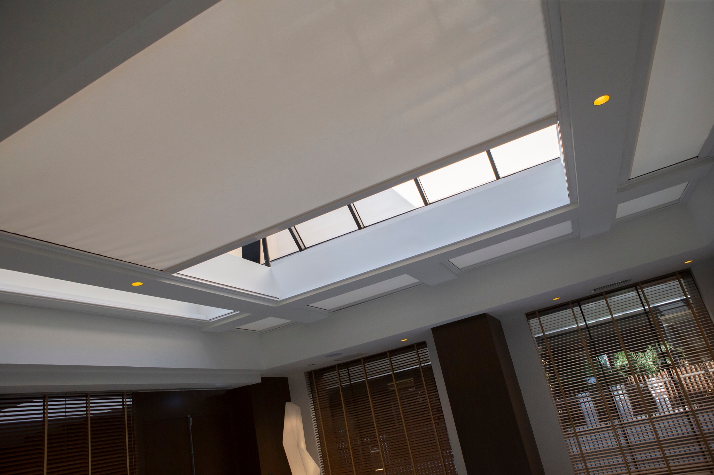 Wooden Venetian Blinds in Meliá Milano Hotel