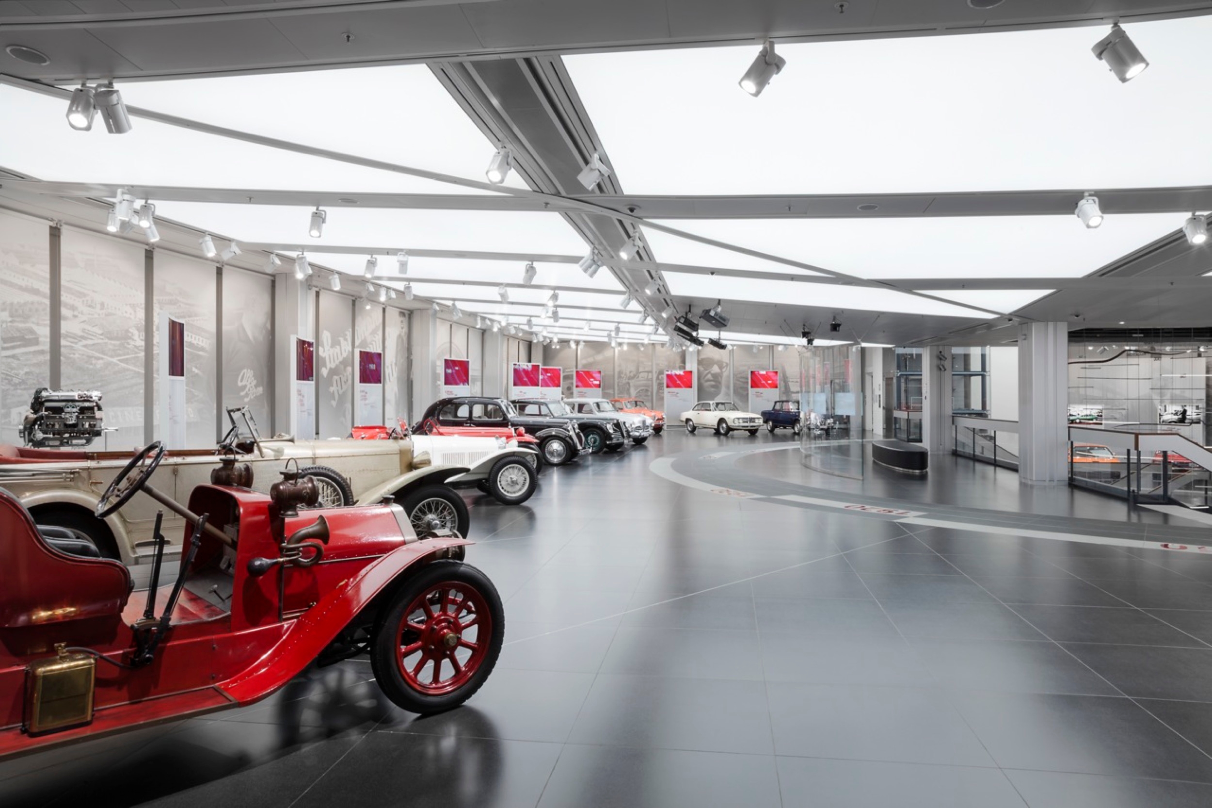 Box Roller Shades in Alfa Romero Museum