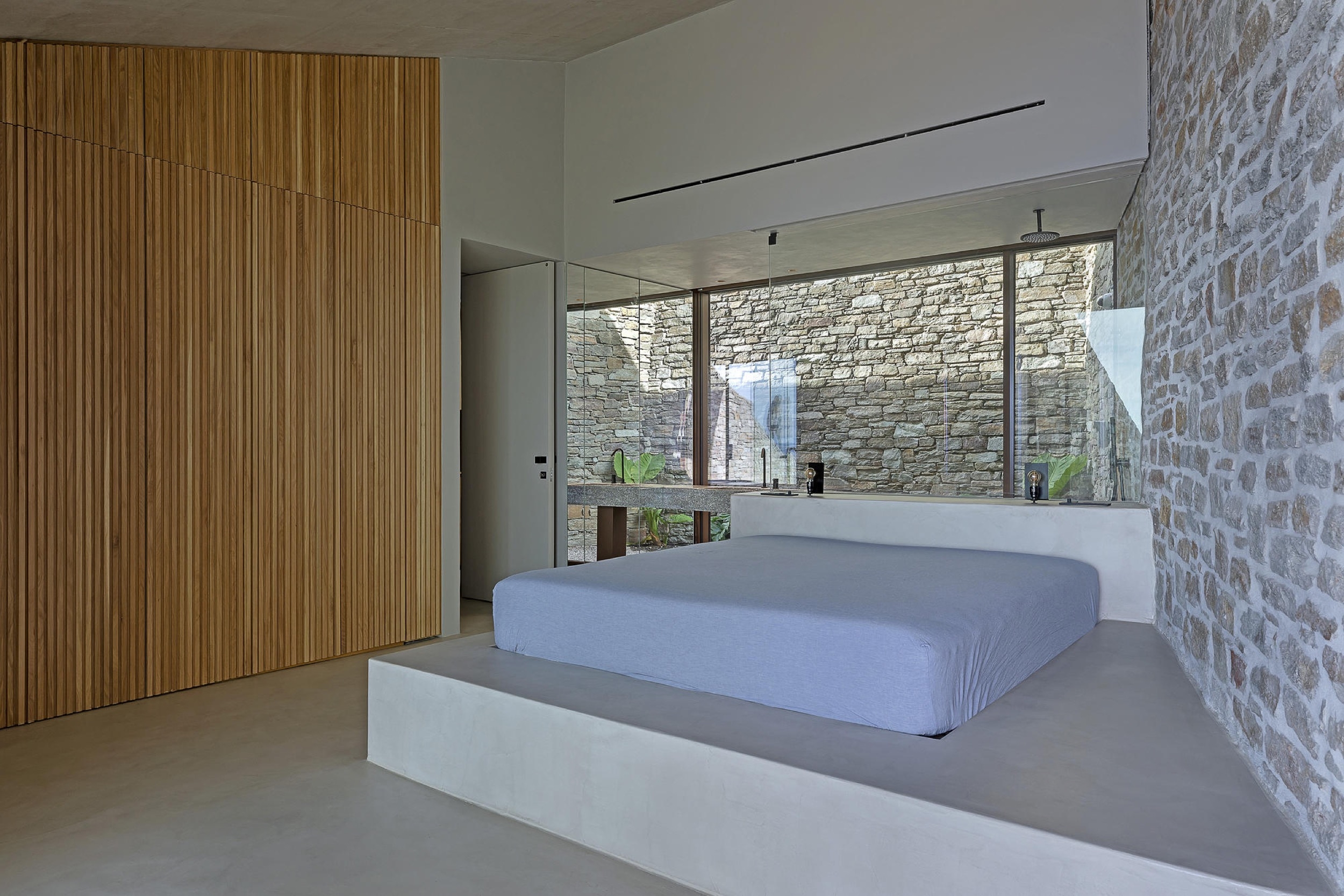 Sliding System in Ncaved House