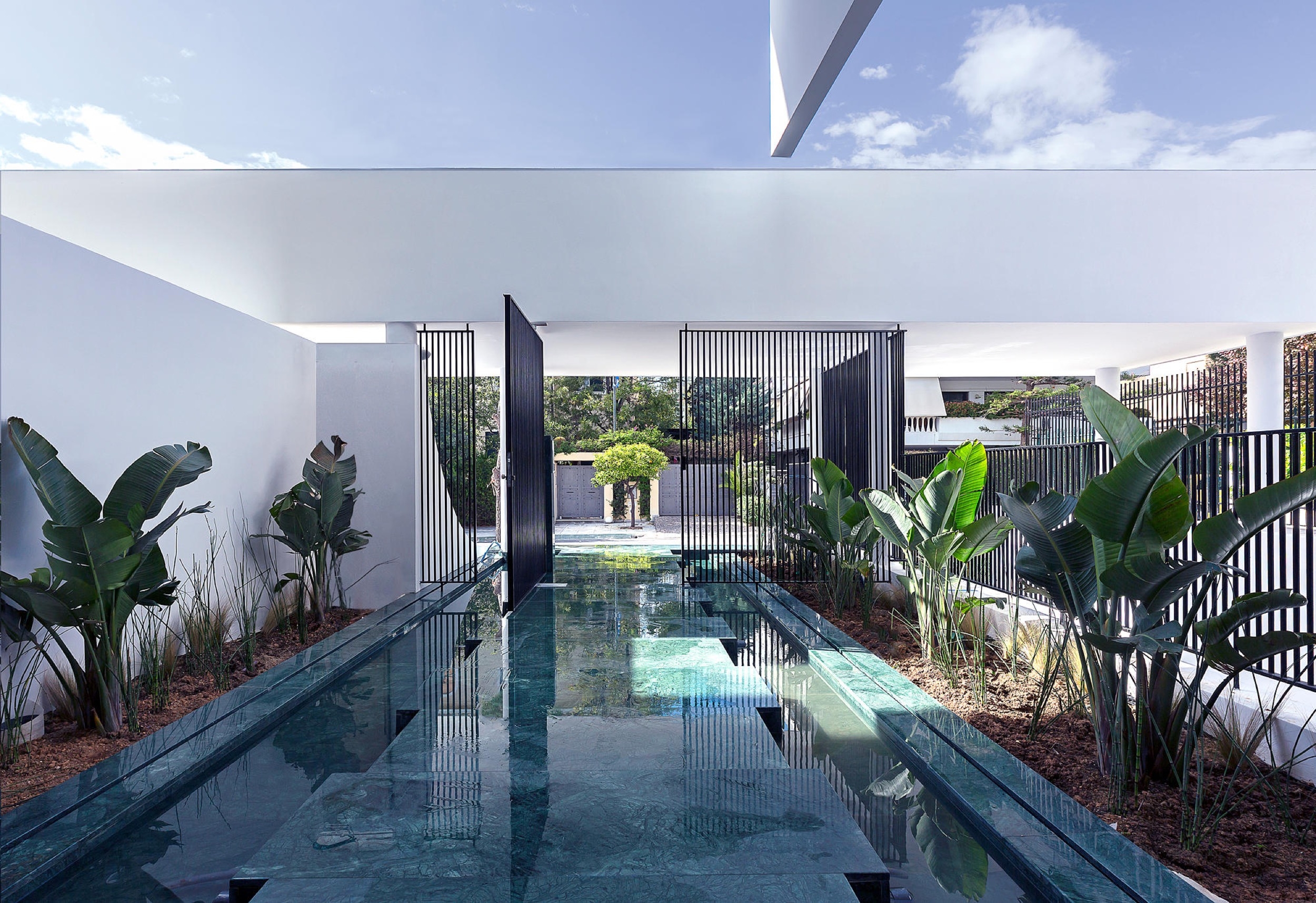 Sliding Systems in H34 Building