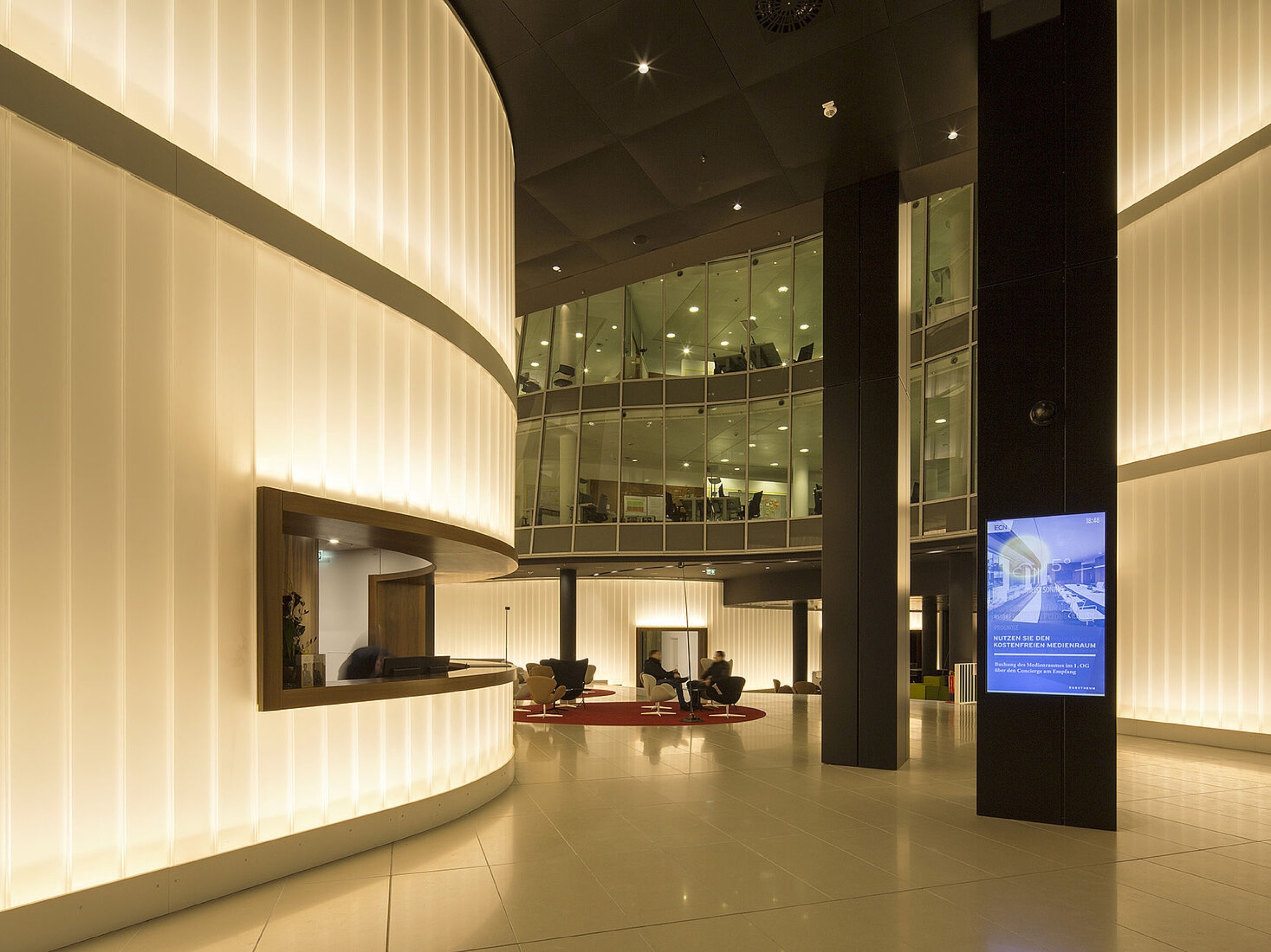 Profiled Glass in The Eurotheum Building