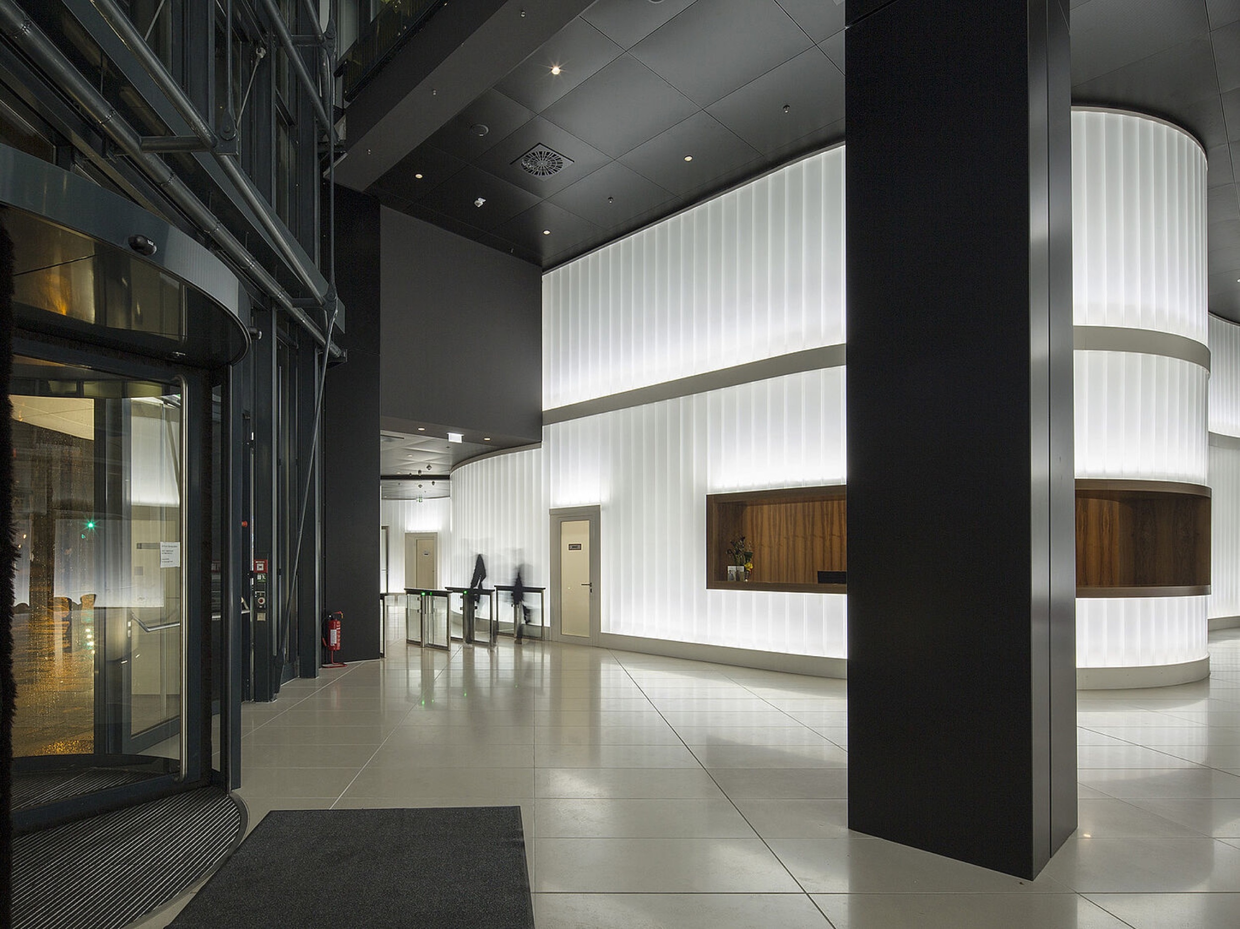 Profiled Glass in The Eurotheum Building