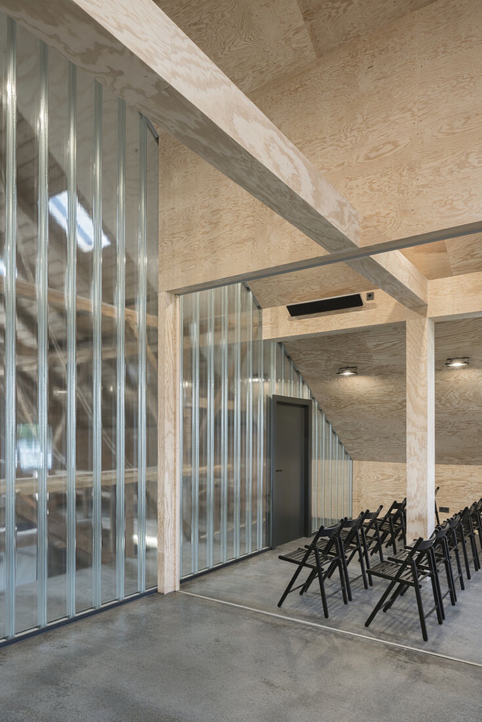 Profiled Glass in a Boathouse in Bavaria