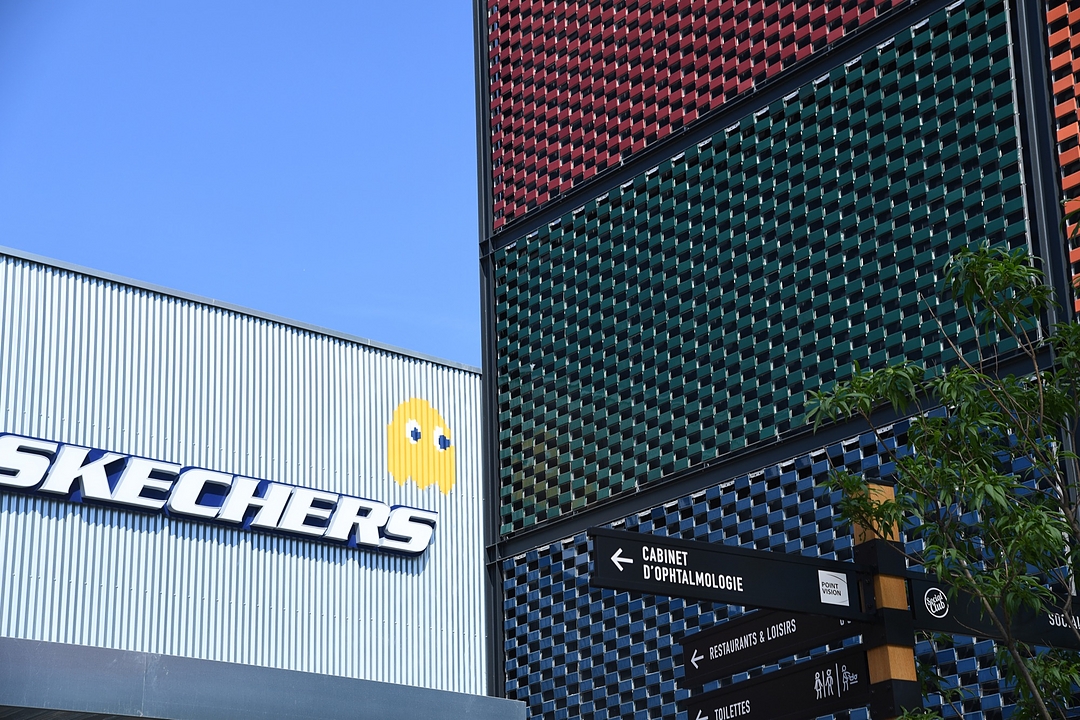 Skechers promenade mall sales