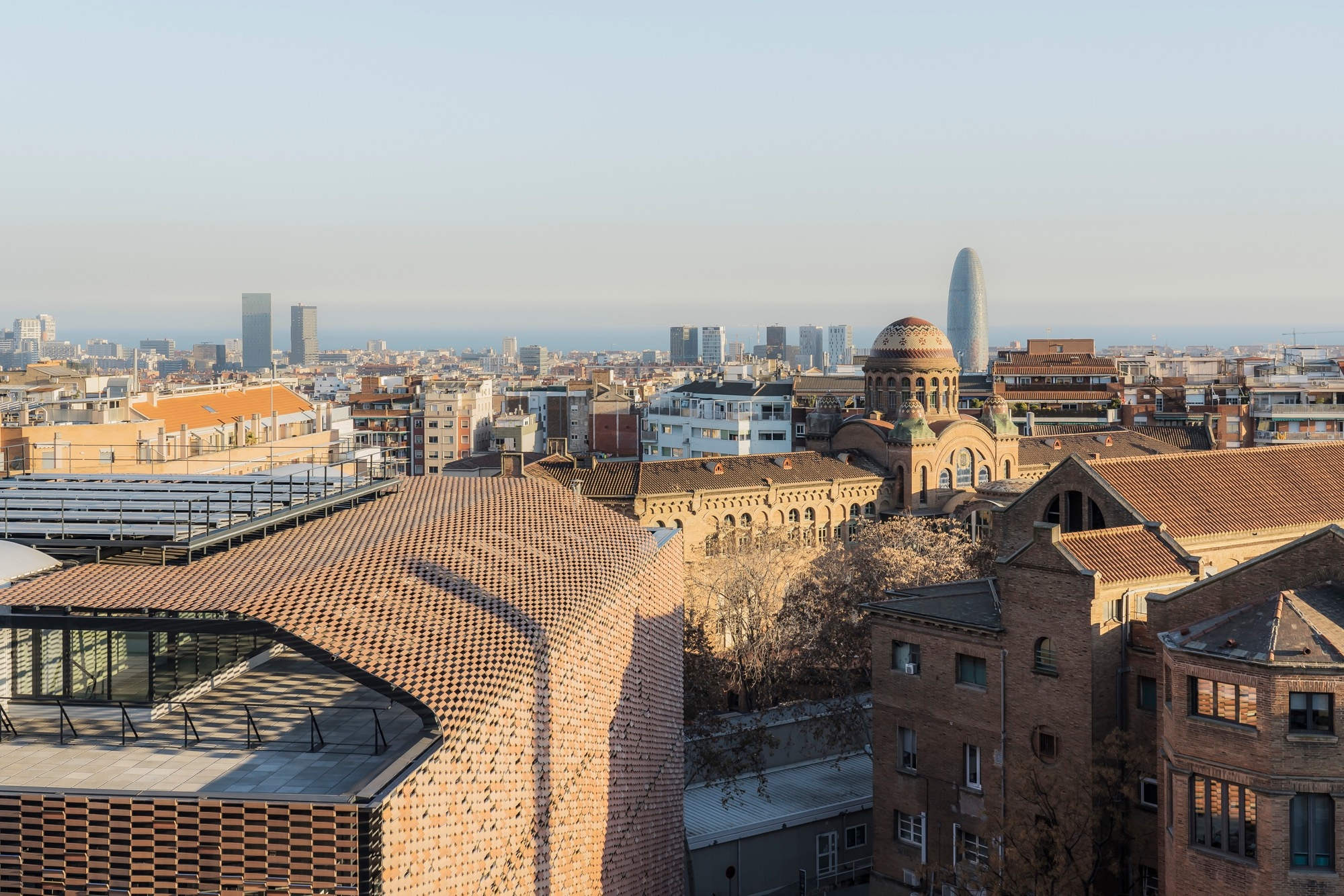 Ceramic Fabric Envelope on Hospital Sant Pau