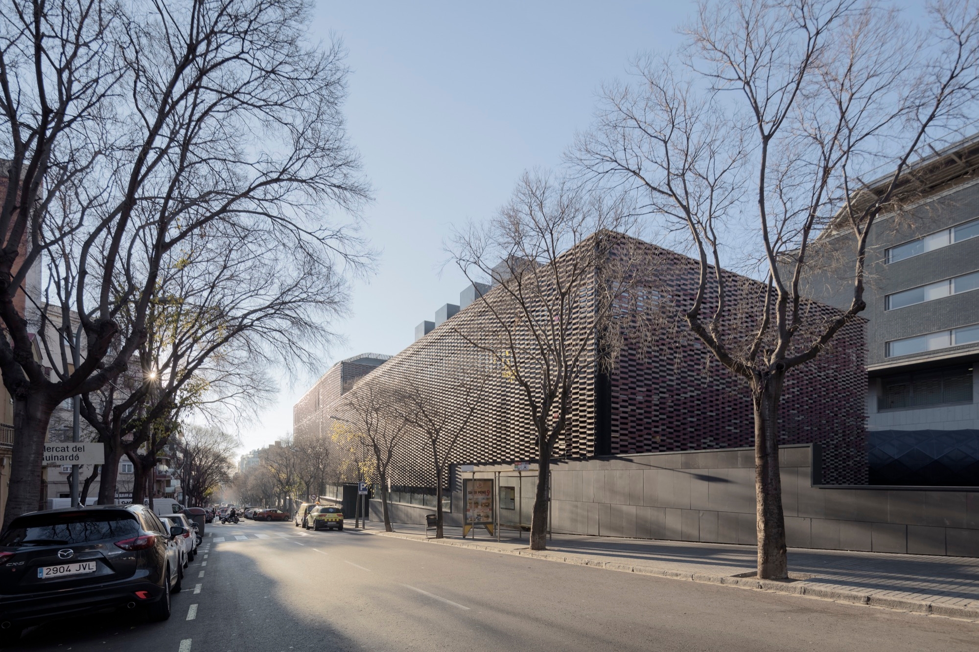 Ceramic Fabric Envelope on Hospital Sant Pau