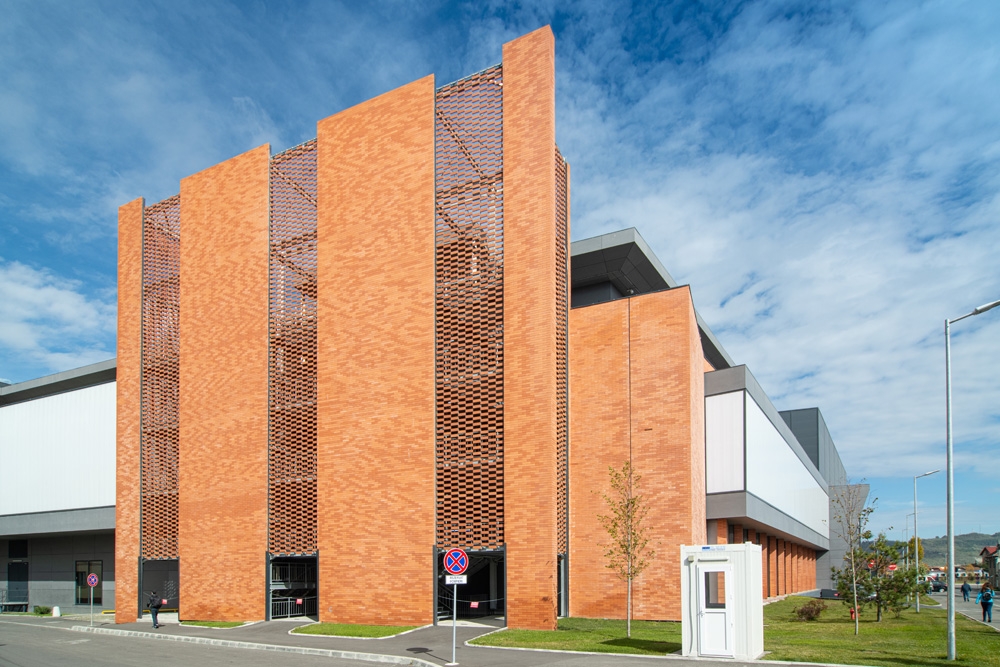 Ceramic Fabric Facade in the Promenade Sibiu Mall