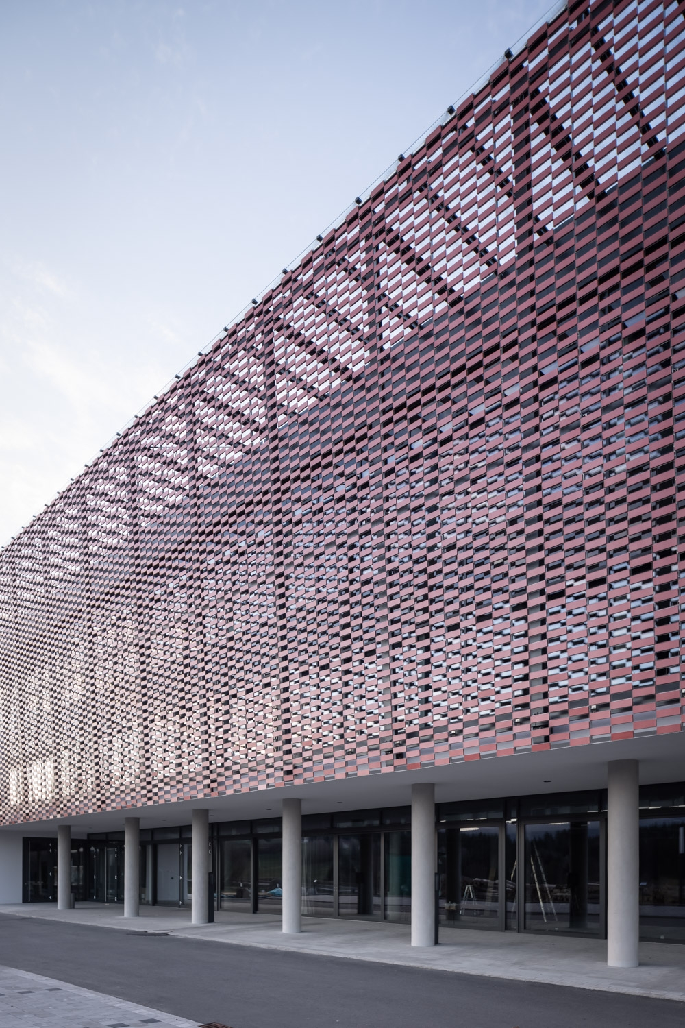 Ceramic Facade System in Penzkopfer Headquarters
