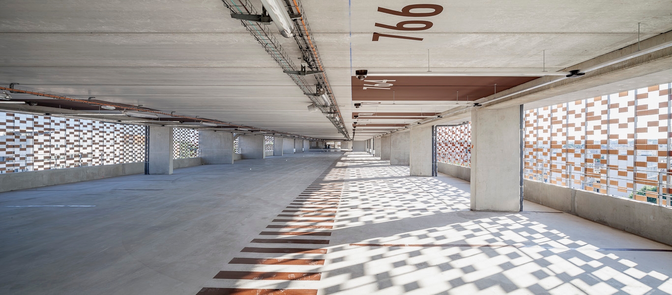 Ceramic Facade Fabric on Car Park in Saint Roch