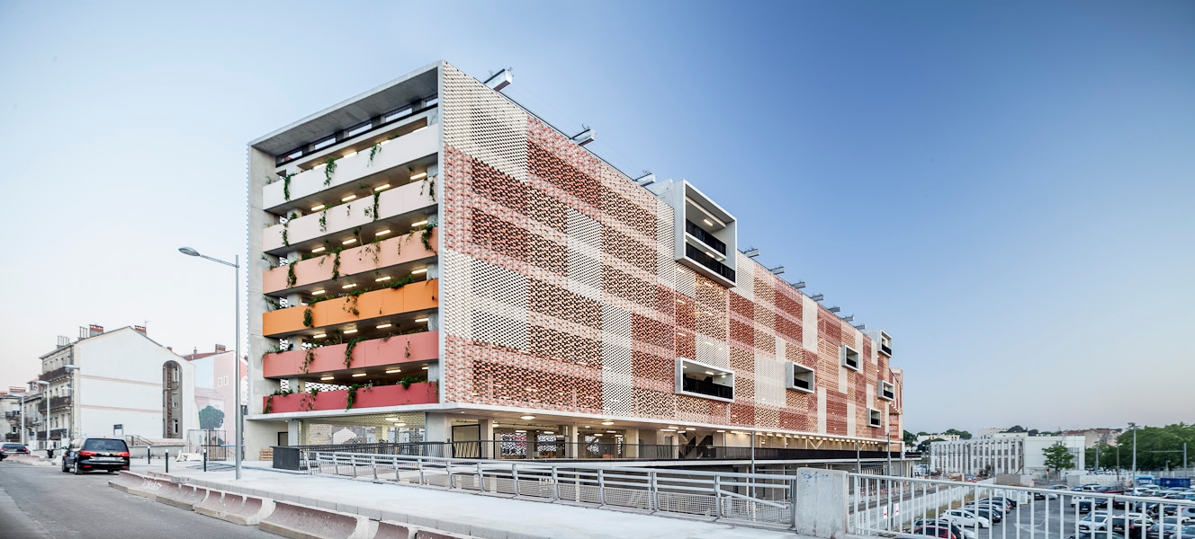 Ceramic Facade Fabric on Car Park in Saint Roch