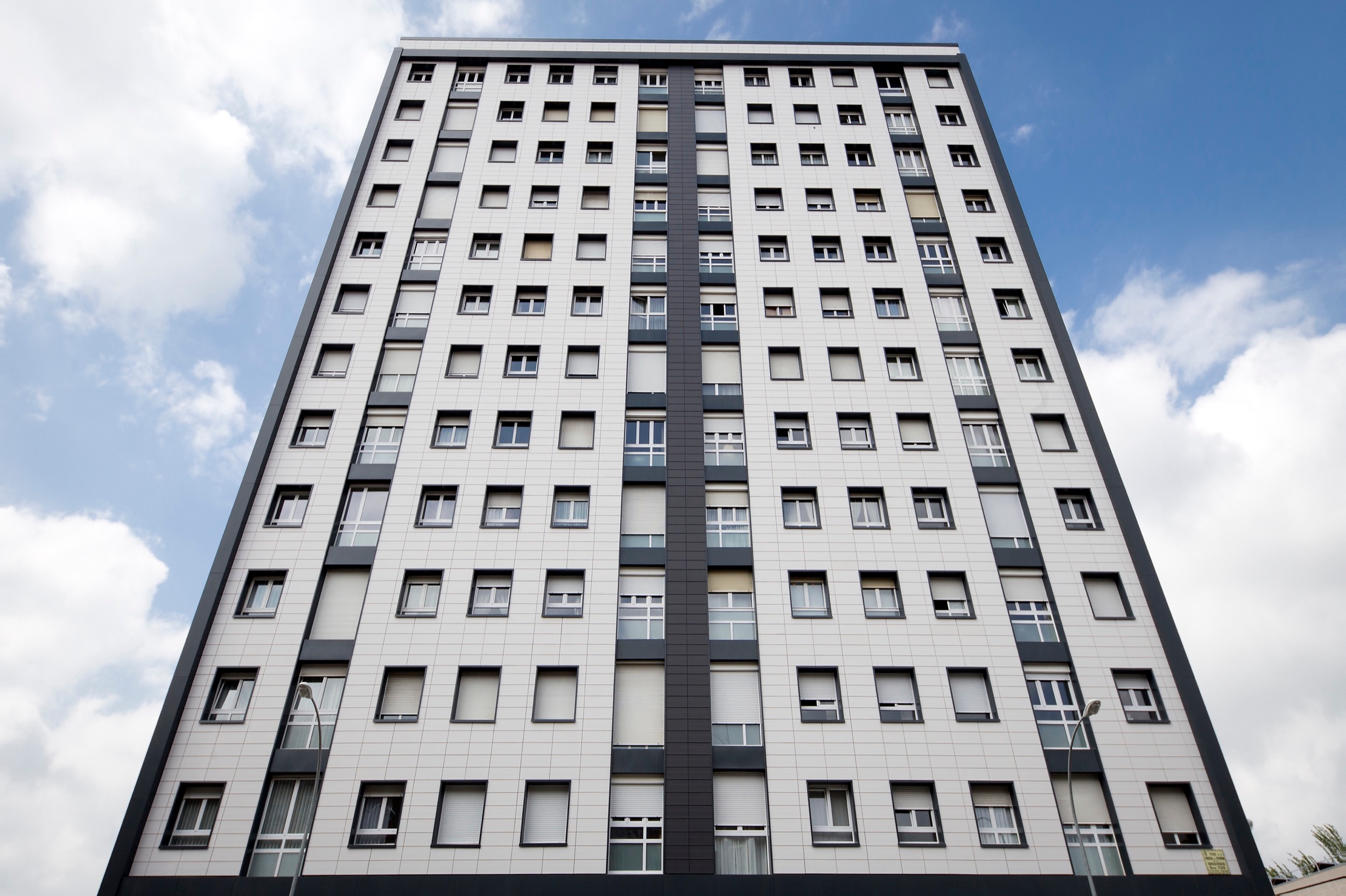 Ceramic Ventilated Facade - Favemanc