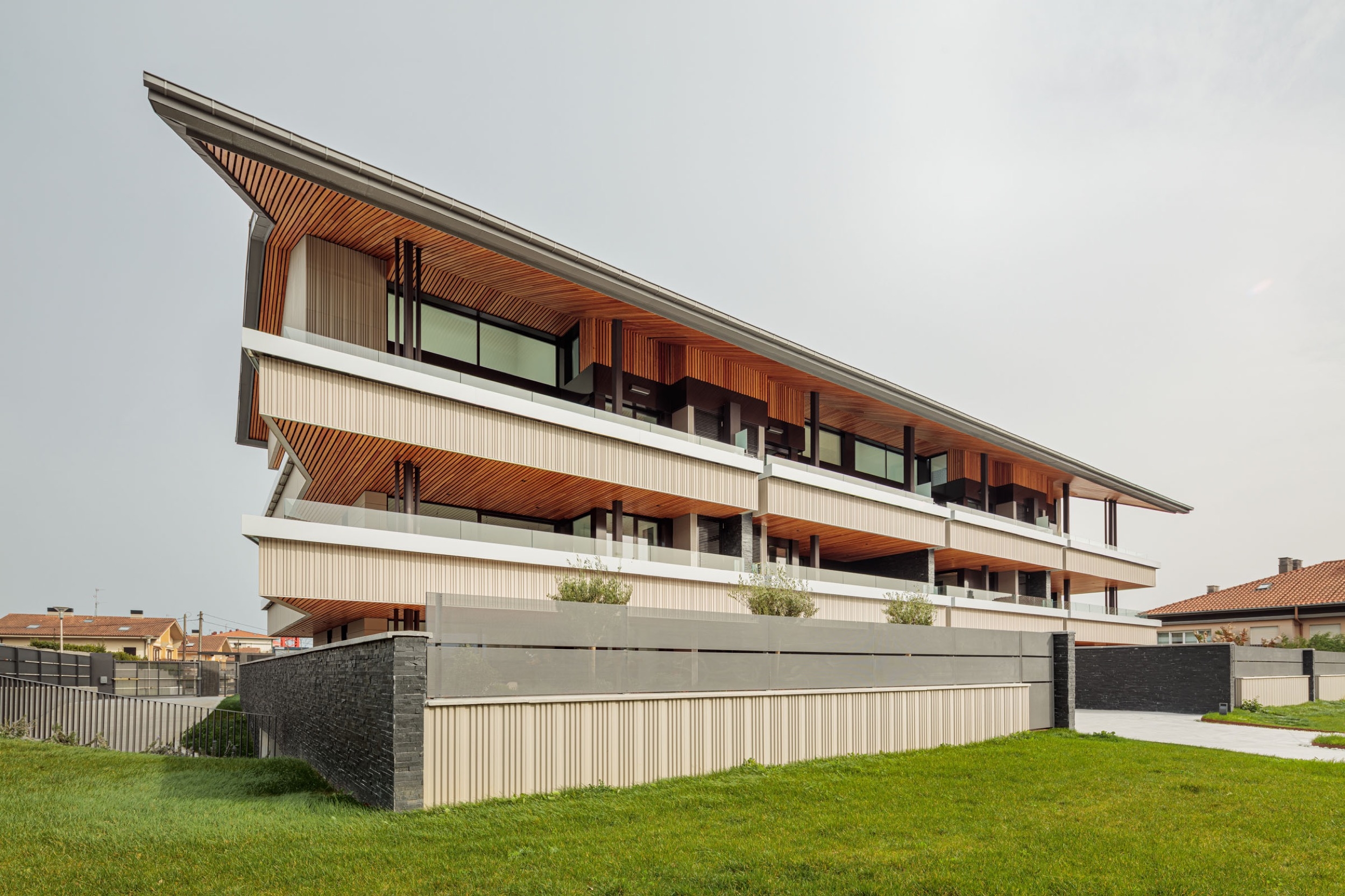 Ceramic Ventilated Facade - Favemanc