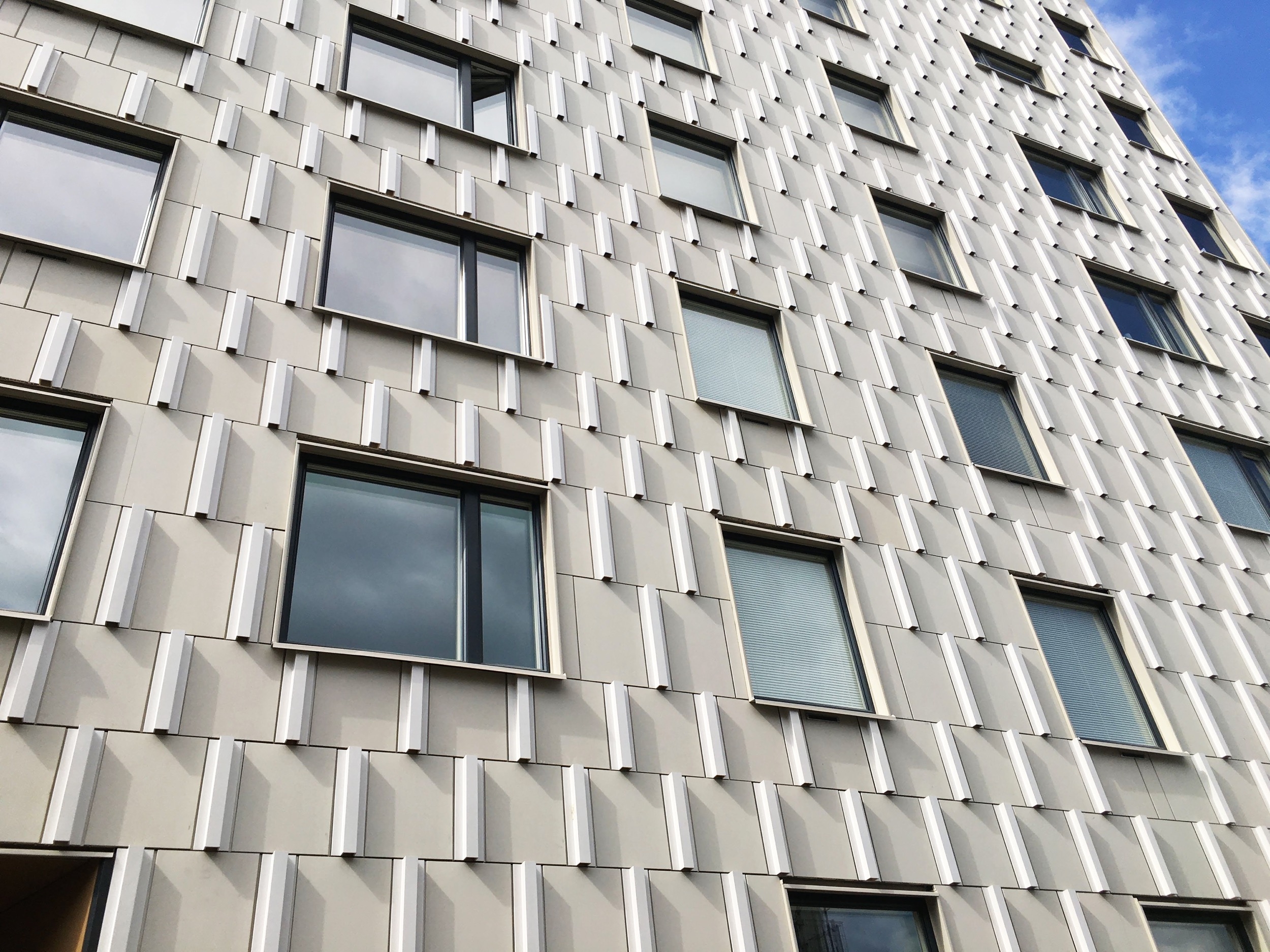 Ceramic Ventilated Facade - Favemanc