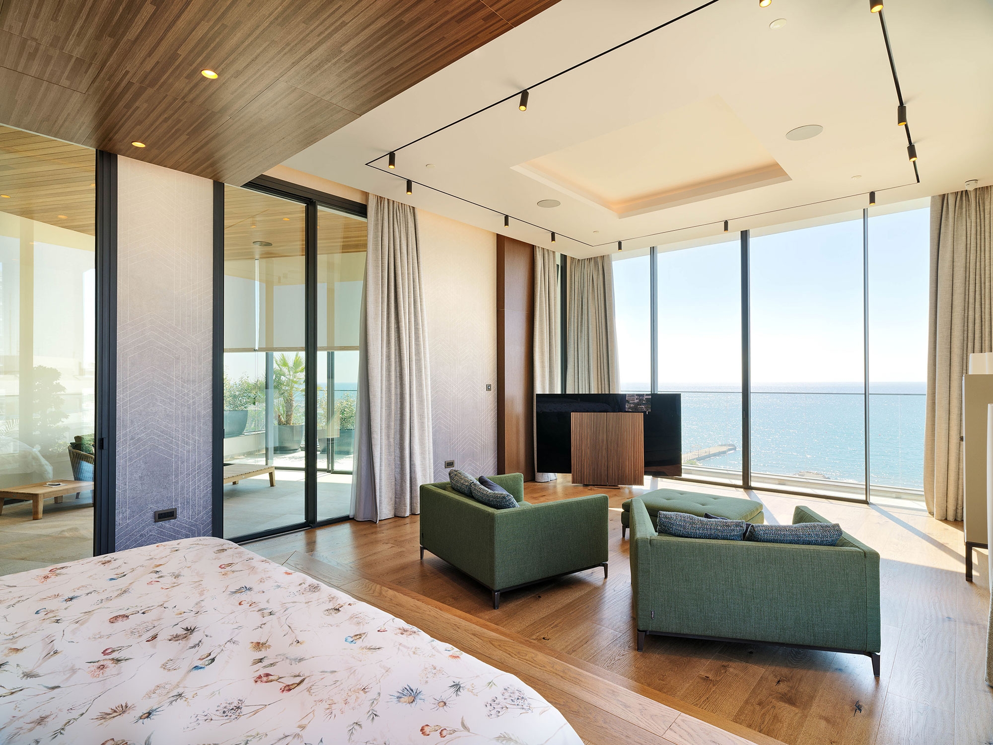 Wallpapers and Panels in Seafront Duplex