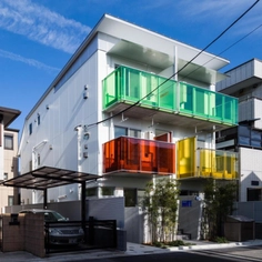 Color PVB Interlayers in East-Kasai Apartments