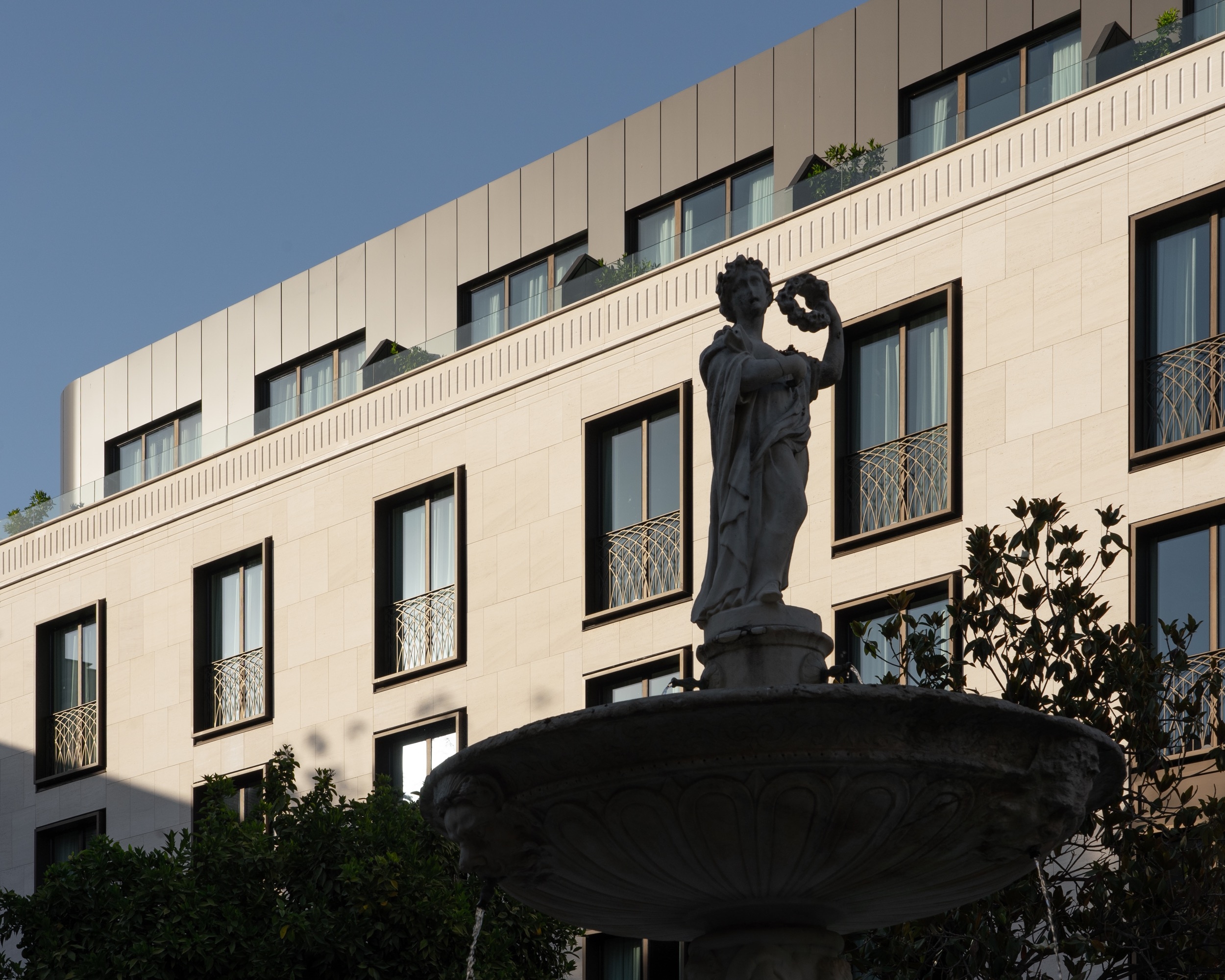 Windows and Doors in Hotel Radisson Col­lection