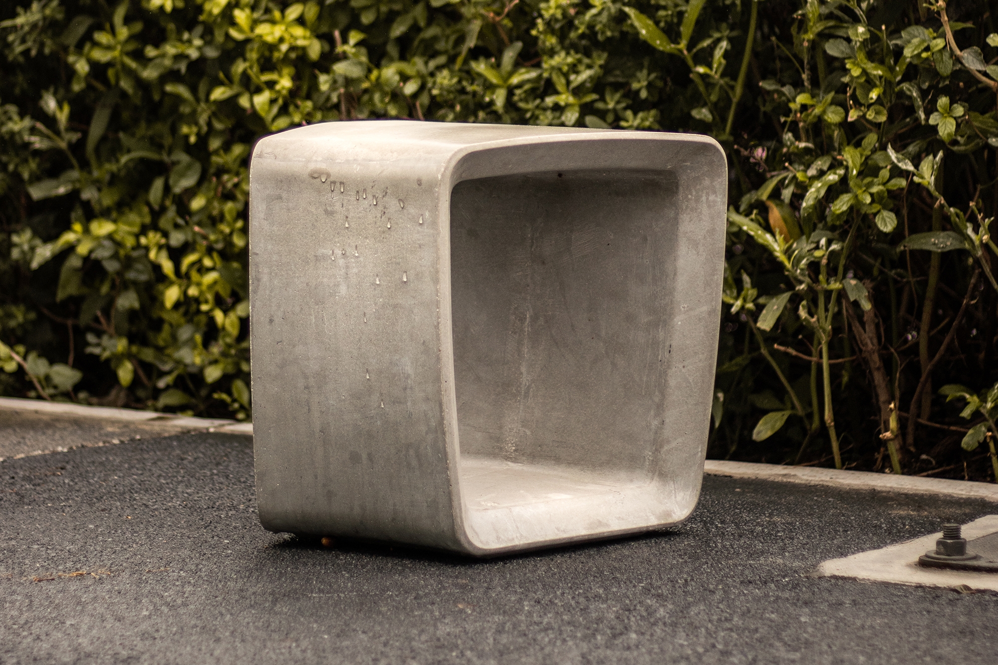 Mobiliario urbano - Asiento 009