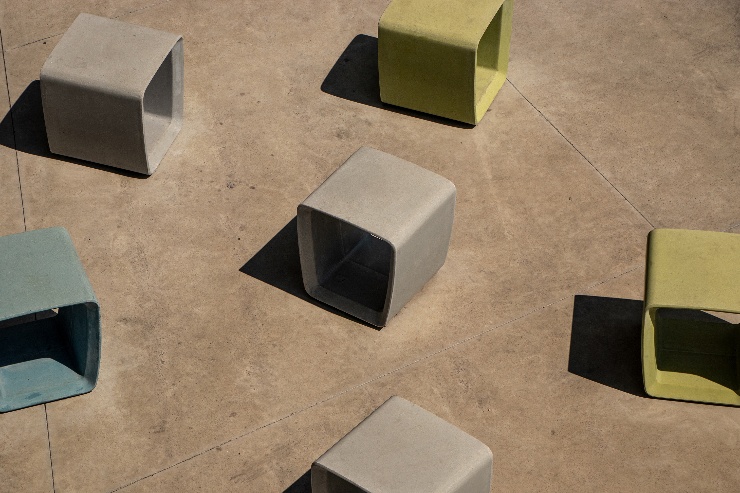 Mobiliario urbano - Asiento 009