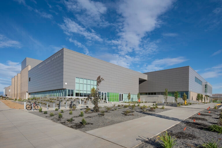 Metal Panel Rainscreen System - EN-V