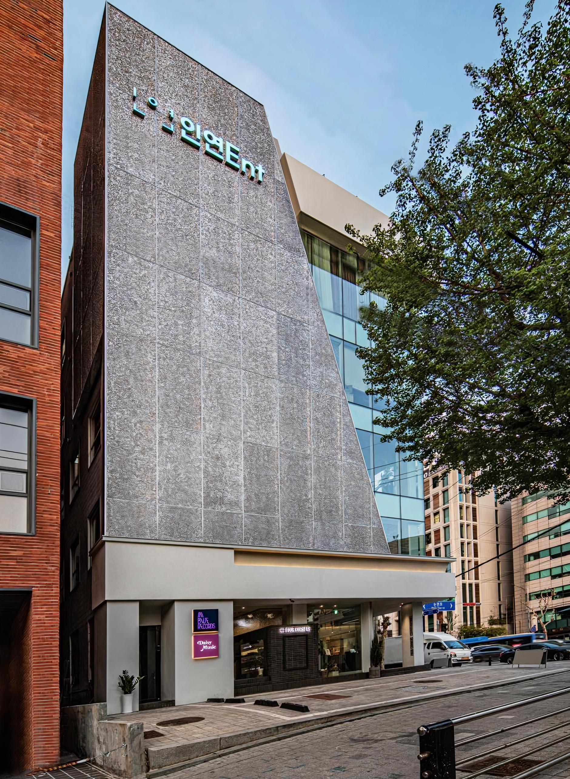 Stabilized Aluminum Foam Facade in Inyeon Entertainment