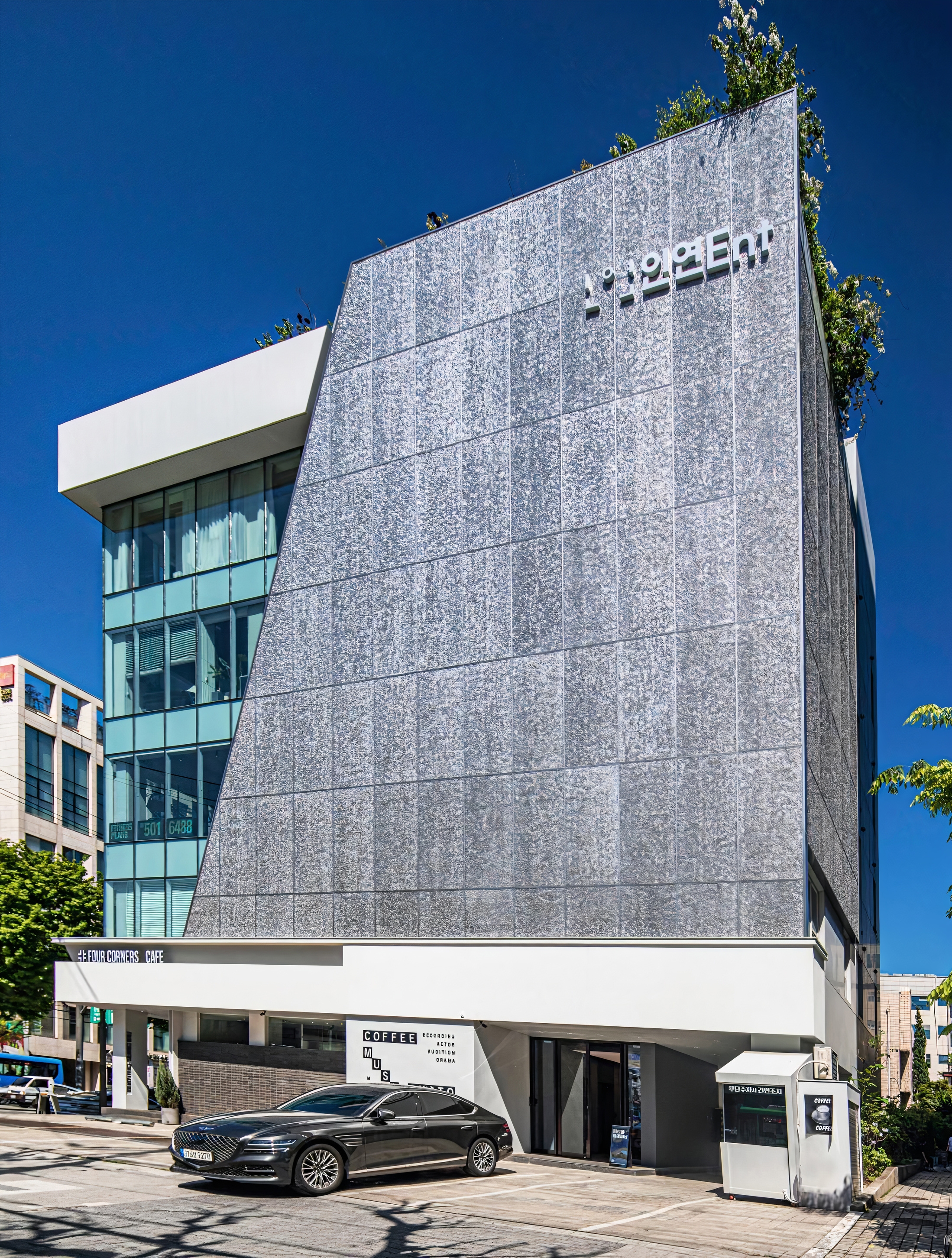 Stabilized Aluminum Foam Facade in Inyeon Entertainment