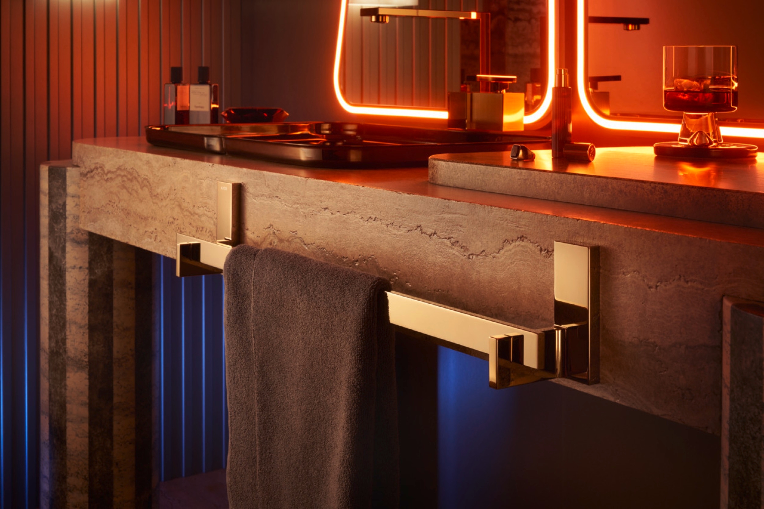 Bathroom Accessories – AXOR Universal Rectangular