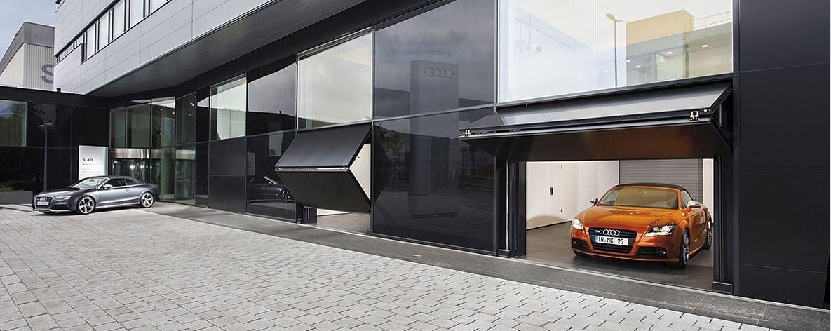 External Bi-Fold Screens