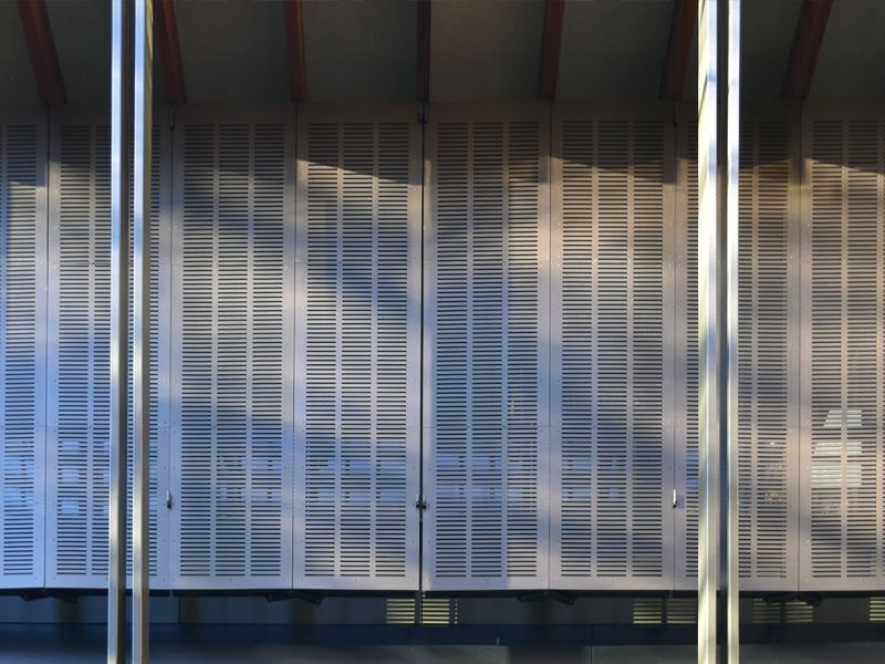 External Bi-Fold Screens