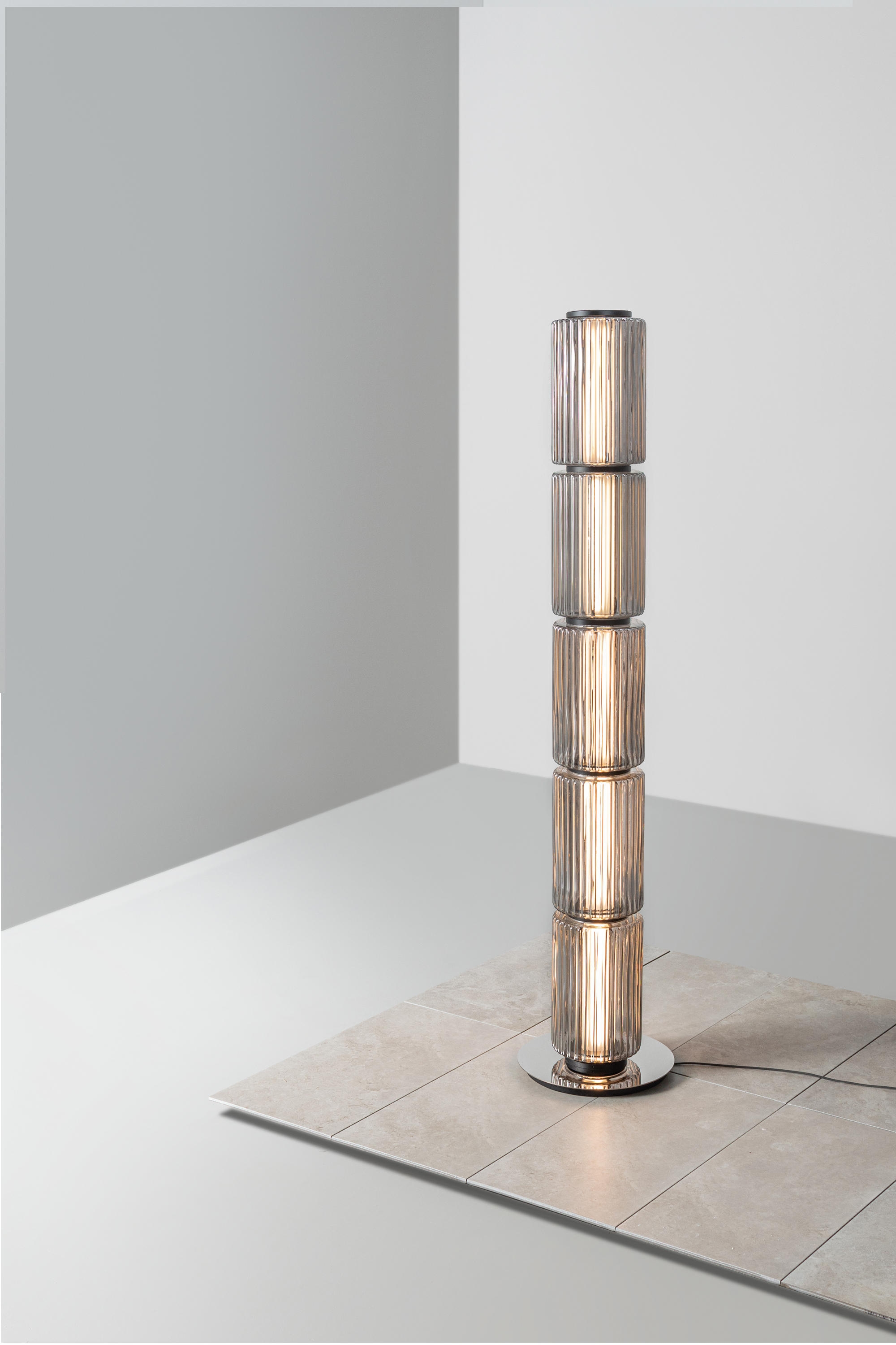 Table & Floor Lighting - Column