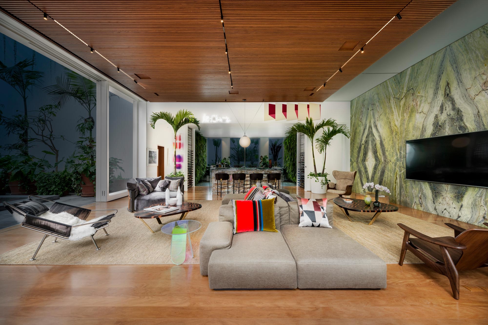 Lighting Tracks and Rails