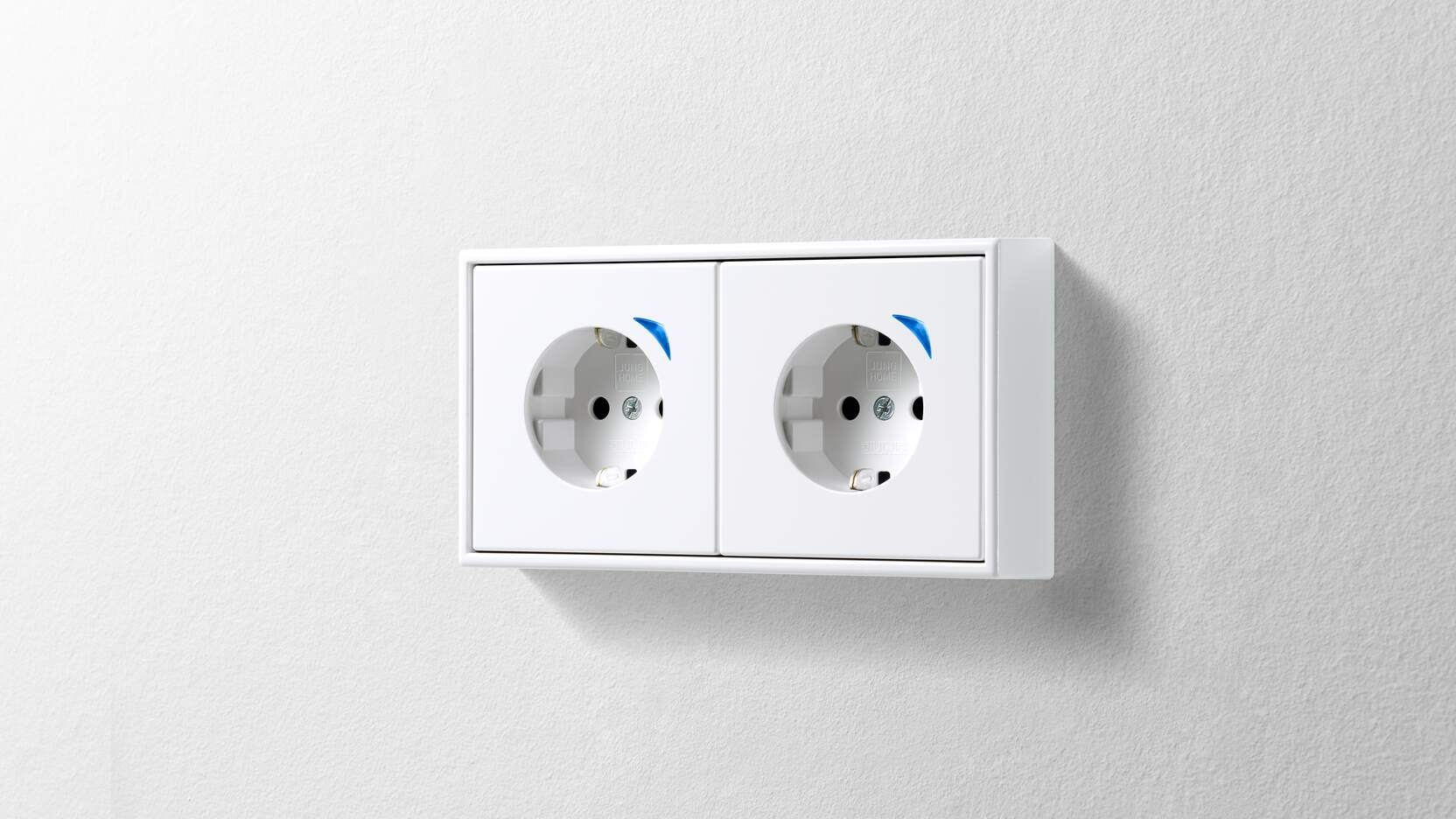 Smart Sockets - JUNG HOME SCHUKO®
