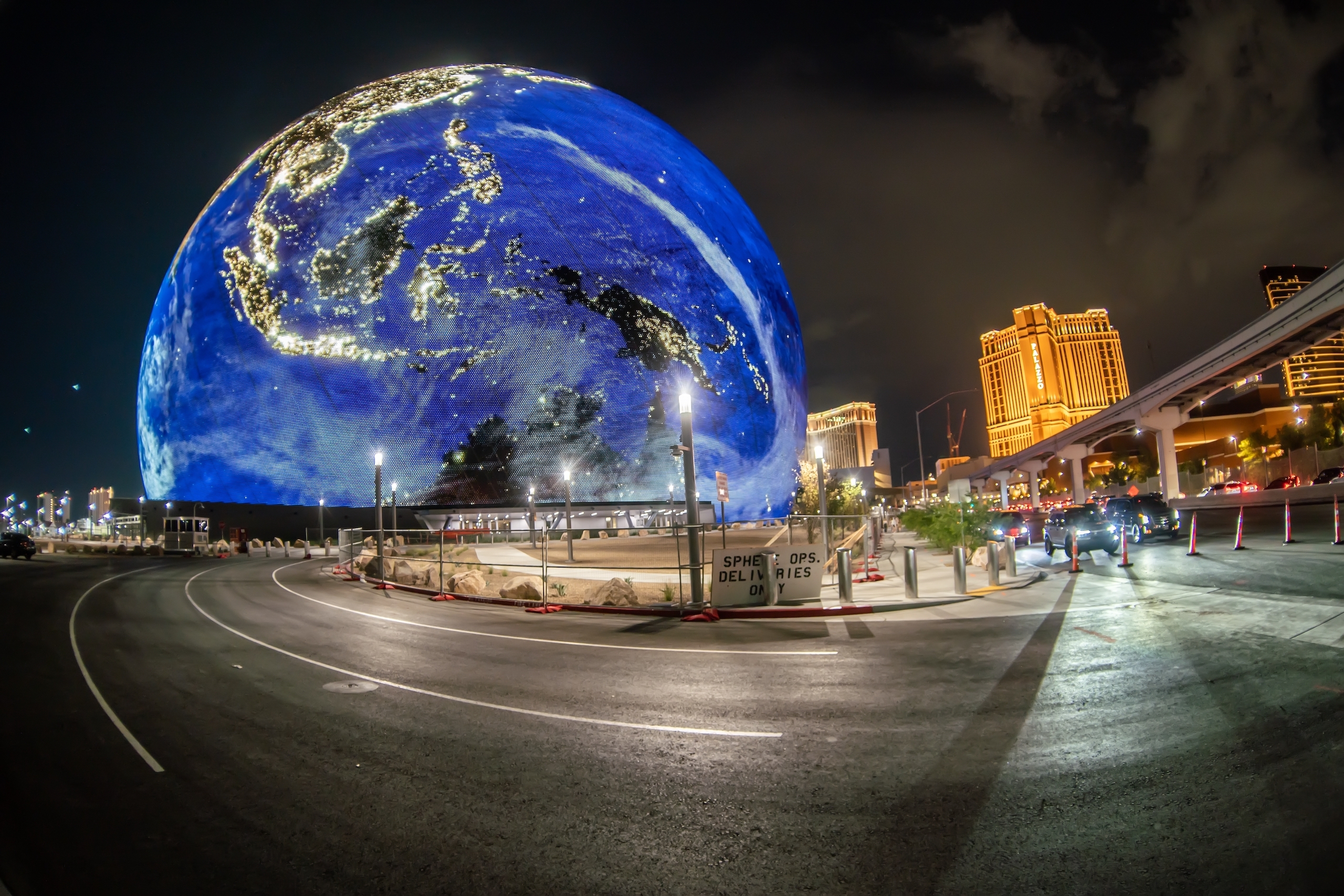 Kalzip Aluminium Panels in MSG Sphere