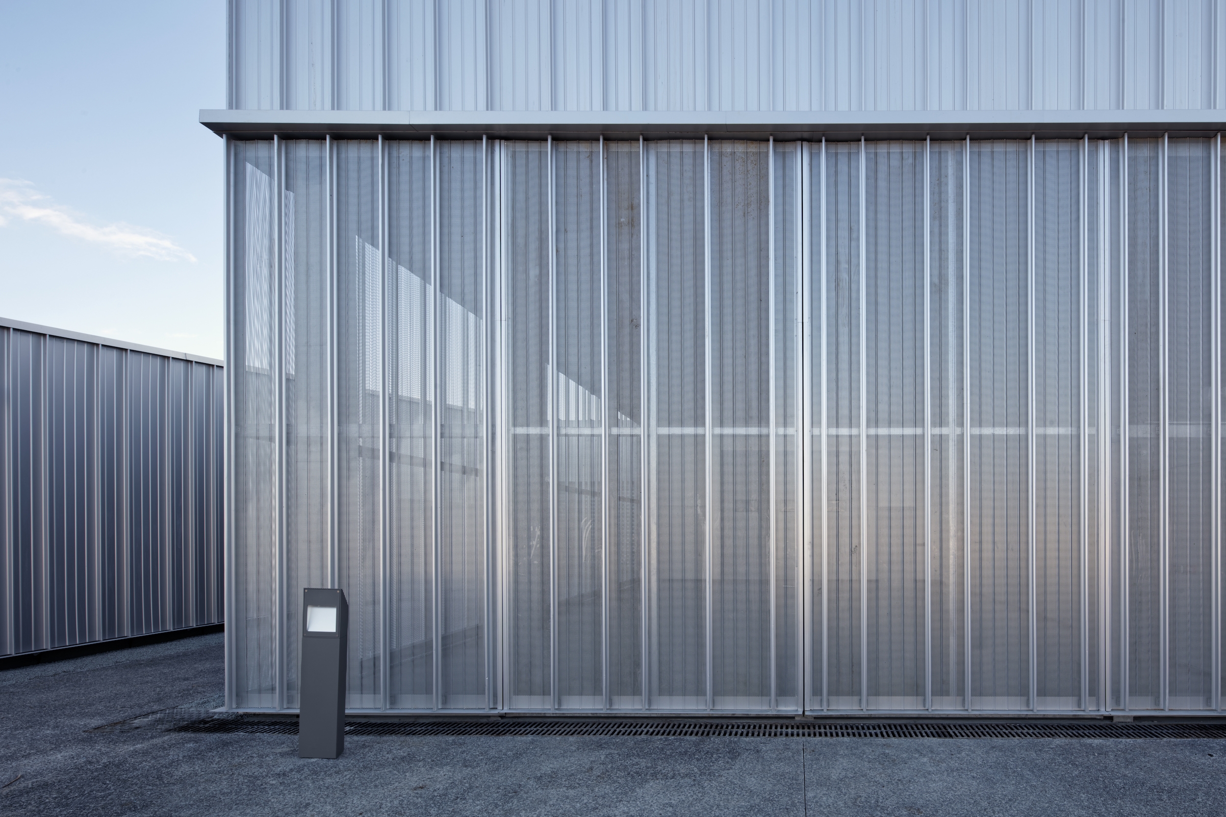 Standing Seam Facade System