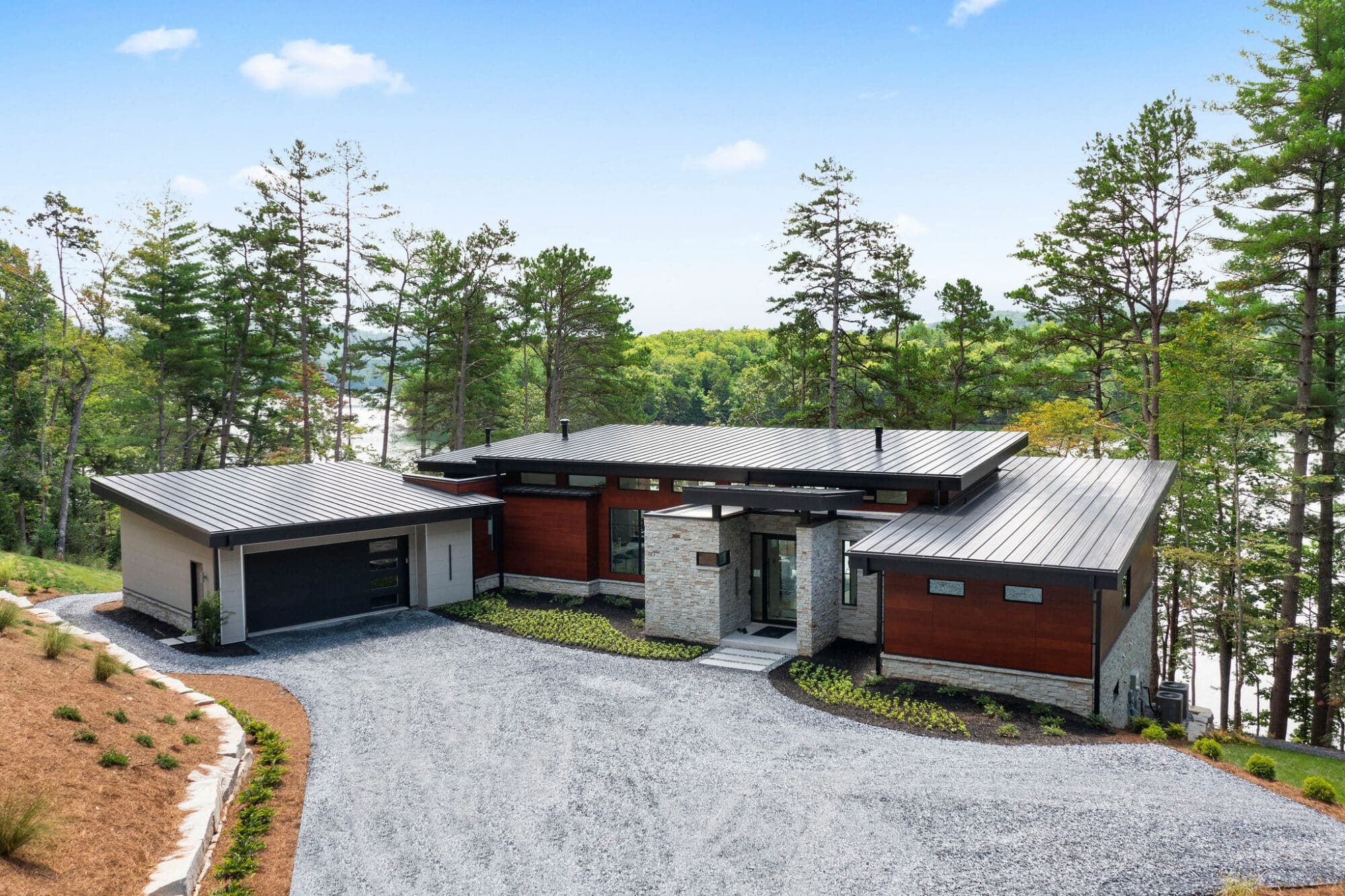 Maintenance-Free Wood Siding in Martino Lake House