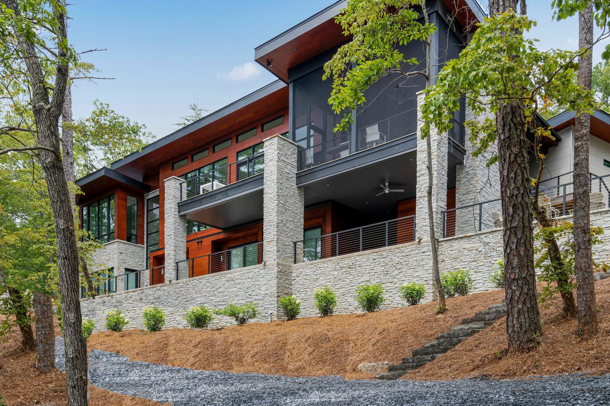 Maintenance-Free Wood Siding in Martino Lake House