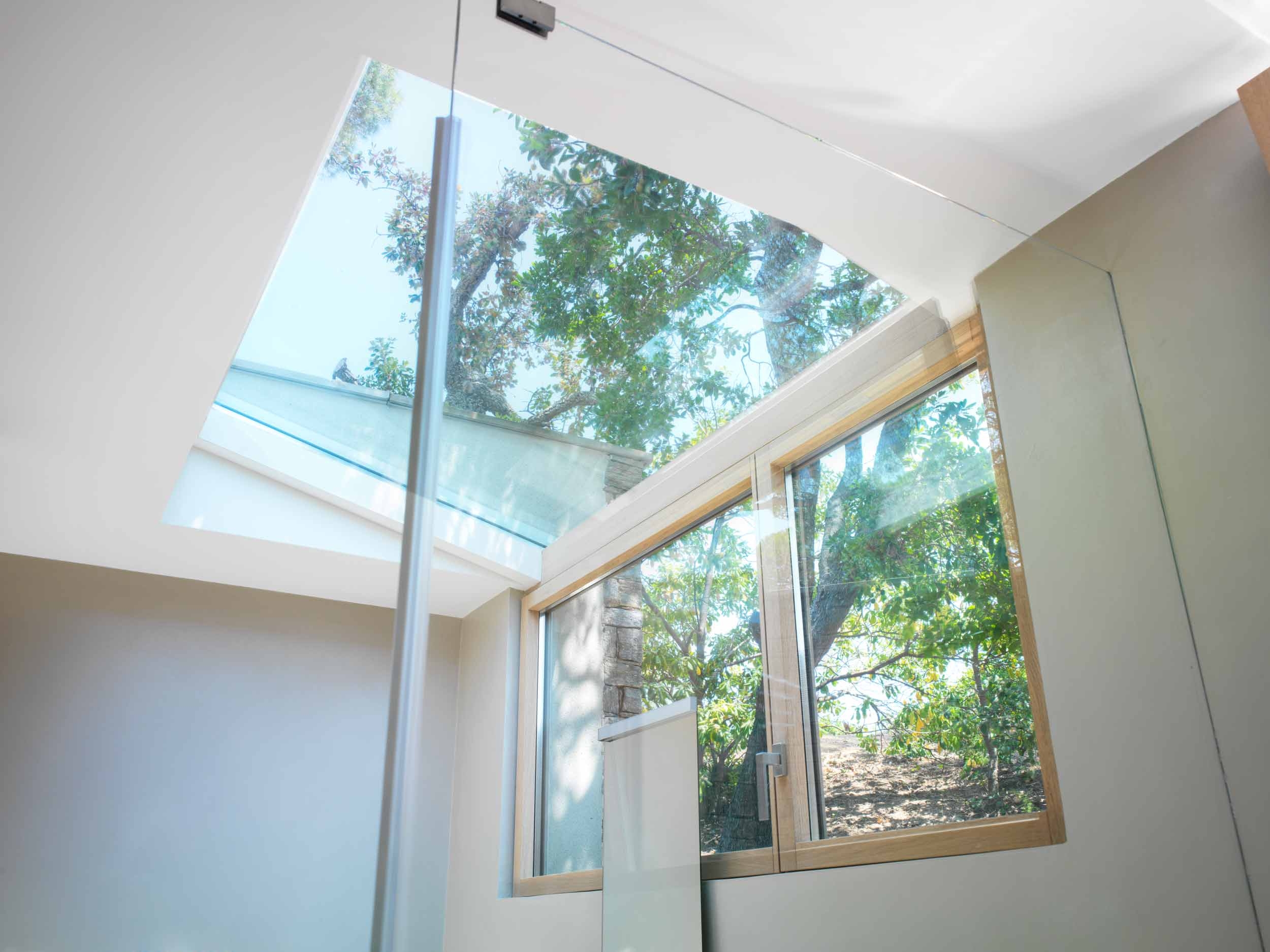 Lift & Slide Frameless Windows & Doors in a Villa