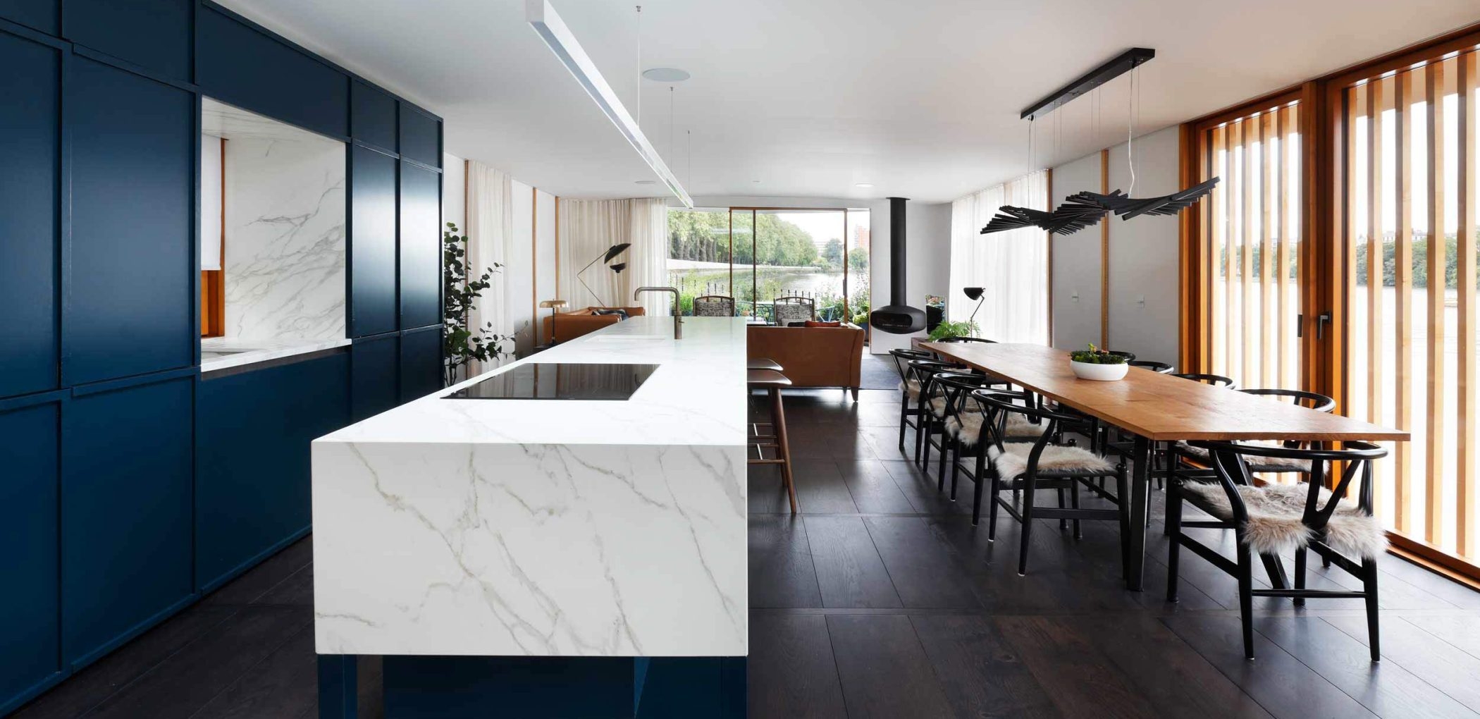 Lift & Slide Frameless Windows in Floating Villa