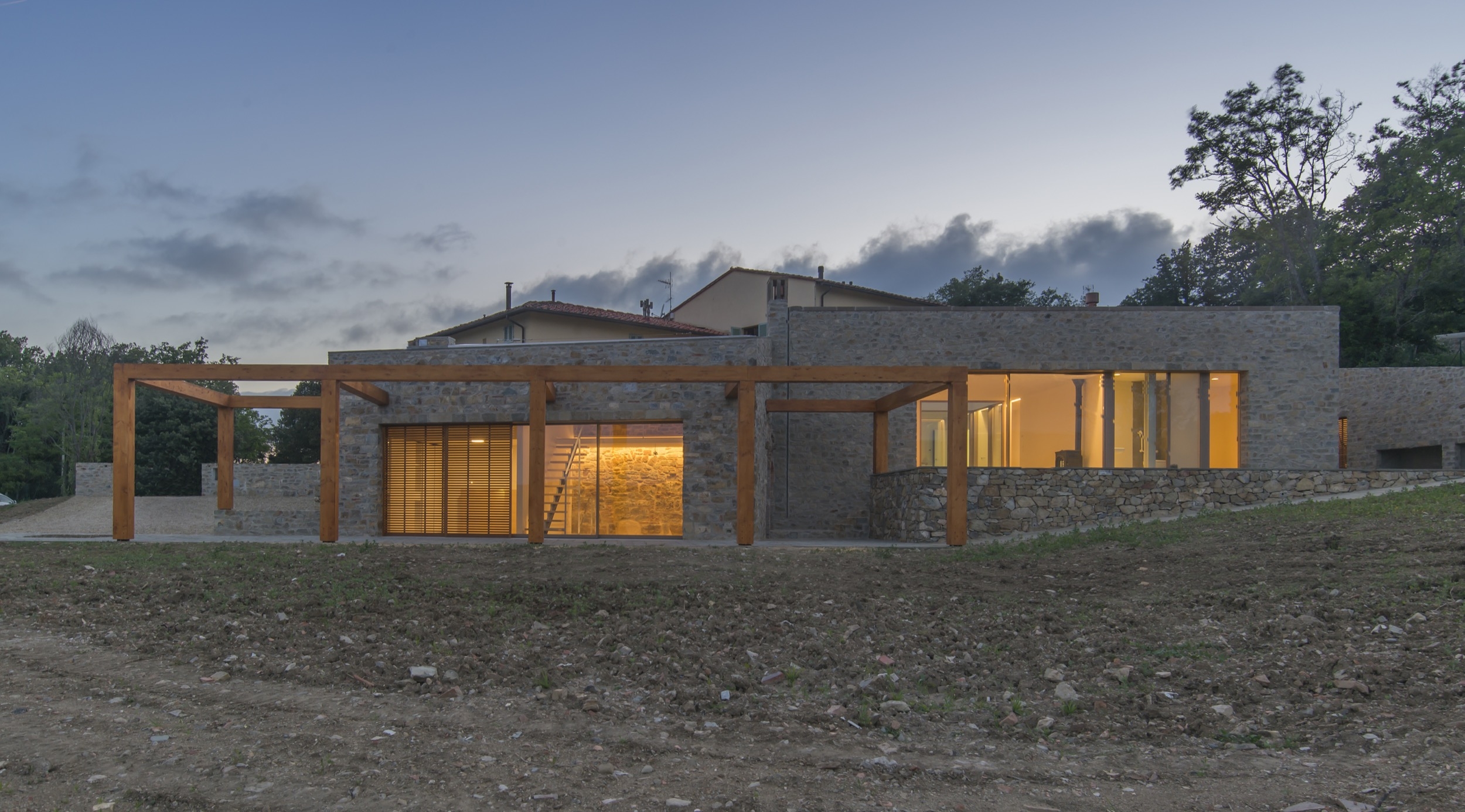 Frameless Windows in Villa Firenze