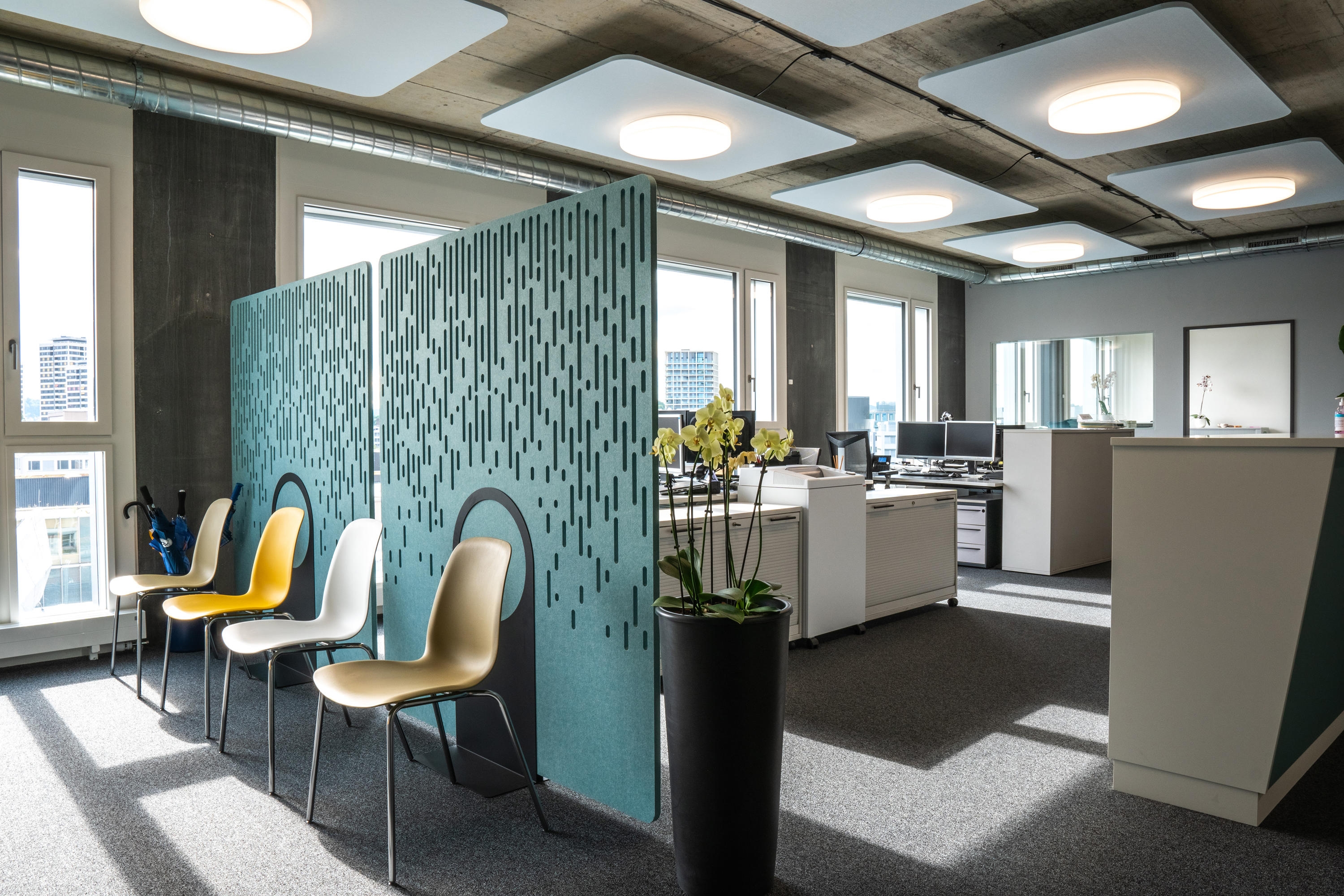 Standing Acoustic Partition - Asto