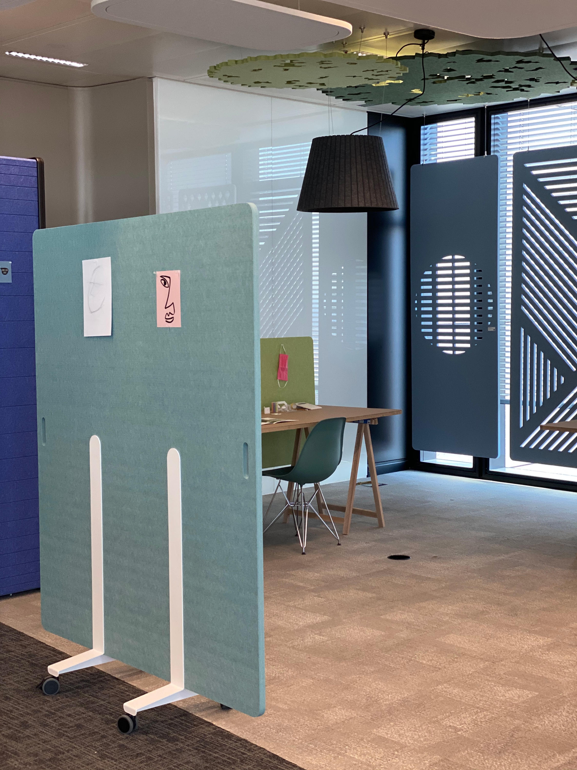 Standing Acoustic Partition - Motus