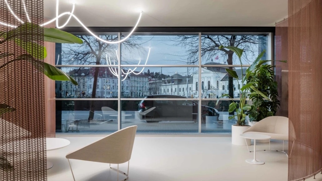 Architectural Wire Mesh Model in Tatra Banka