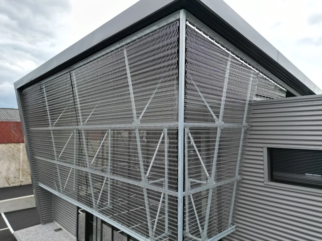 Architectural Wire Mesh Model at UDIMA University