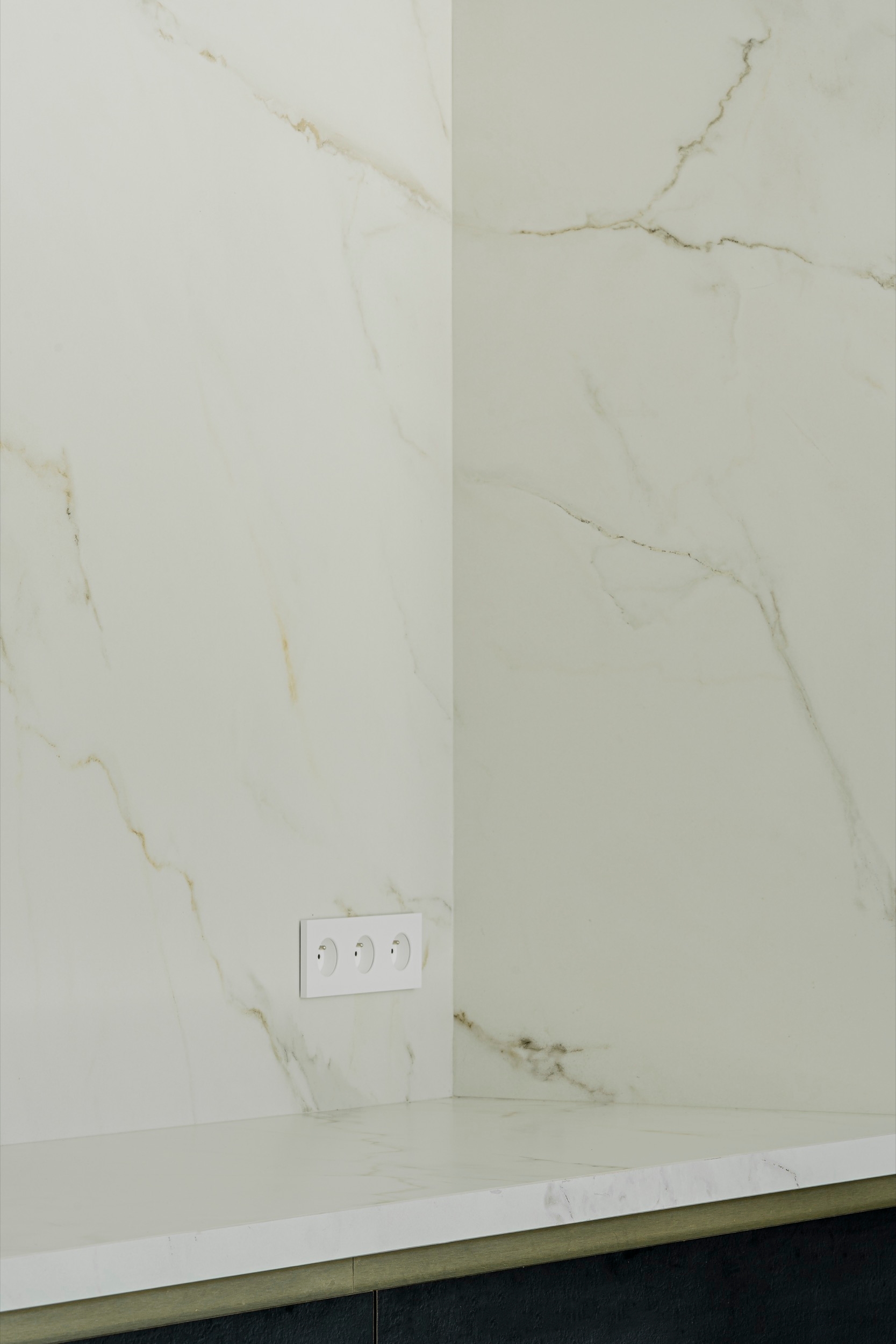 Smart Devices in Zwijaarde Belgian Residence