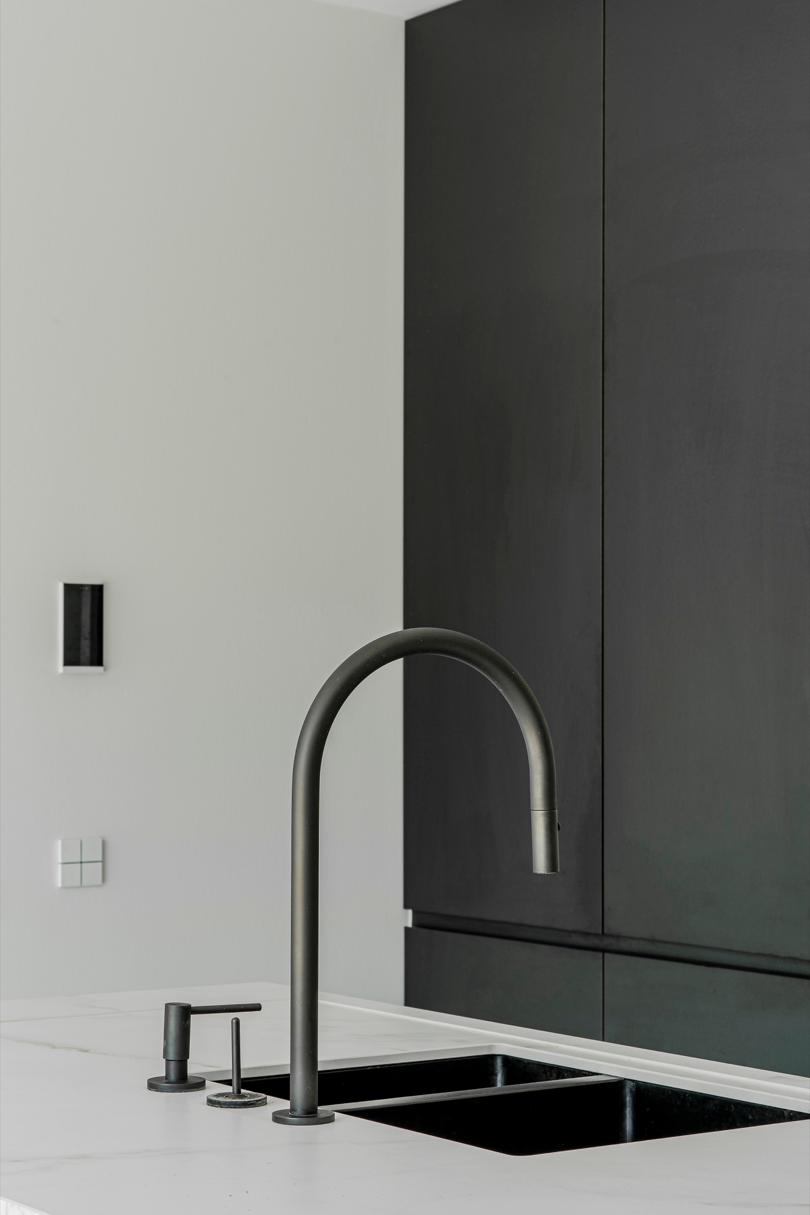 Smart Devices in Zwijaarde Belgian Residence